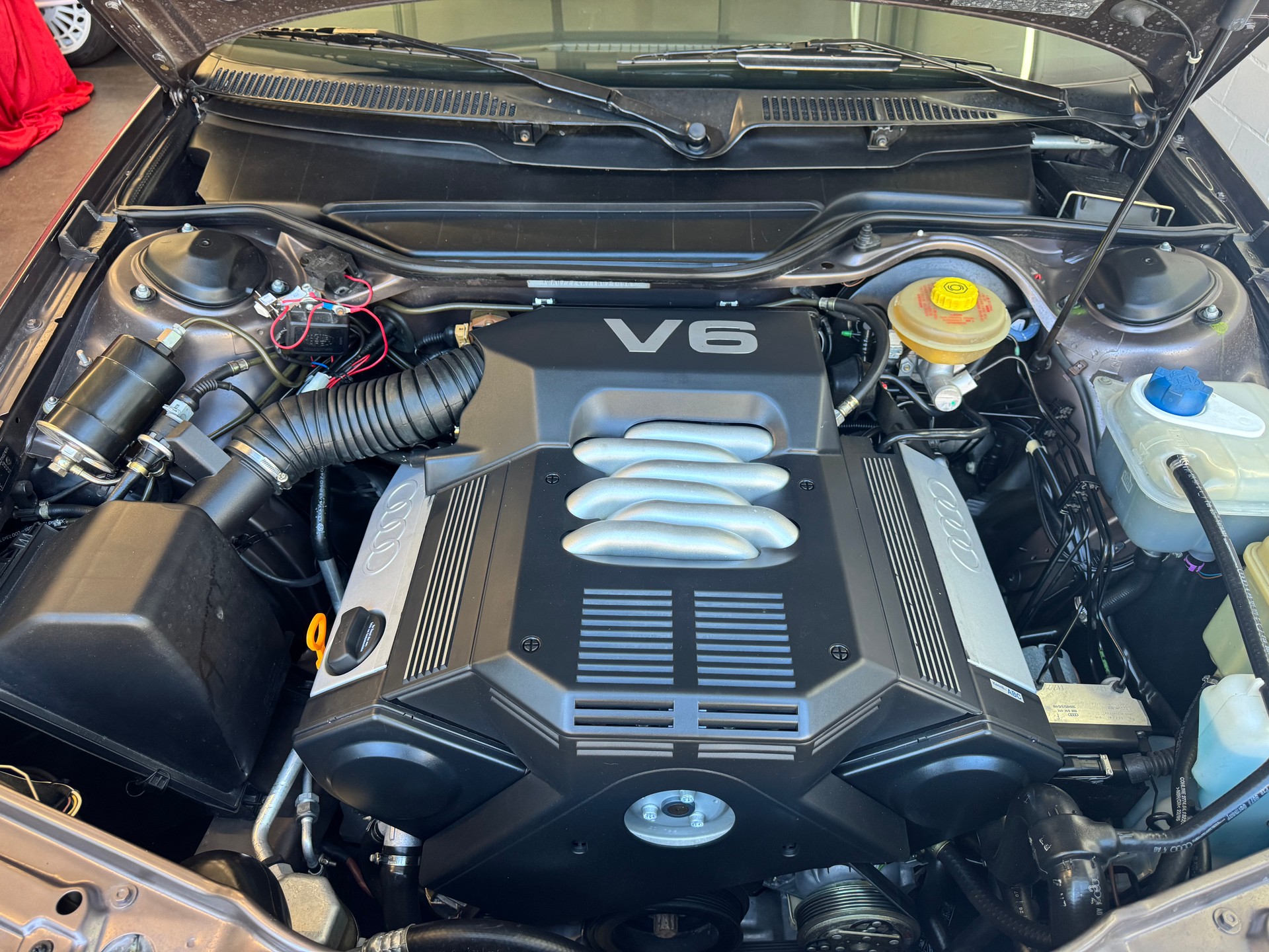 AUDI A6 2.6 E-image-19