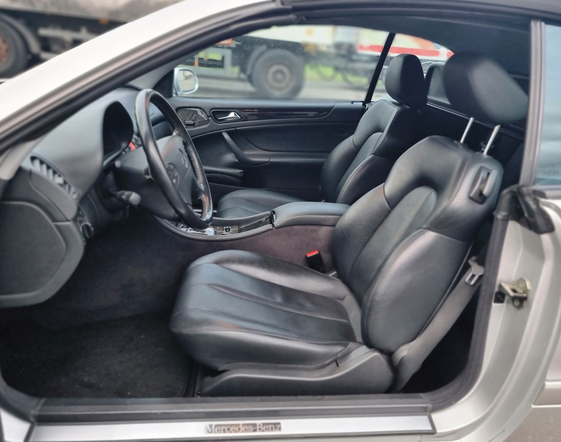 MERCEDES-BENZ CLK 230 Kompressor Avantgarde-image-9