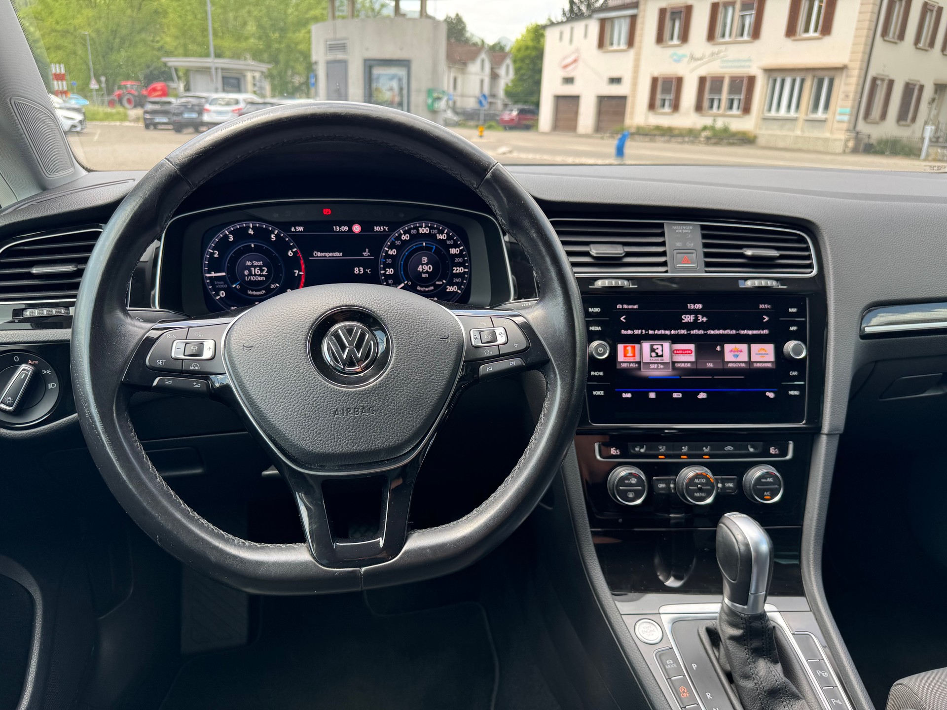 VW Golf 1.4 TSI Highline DSG-image-12