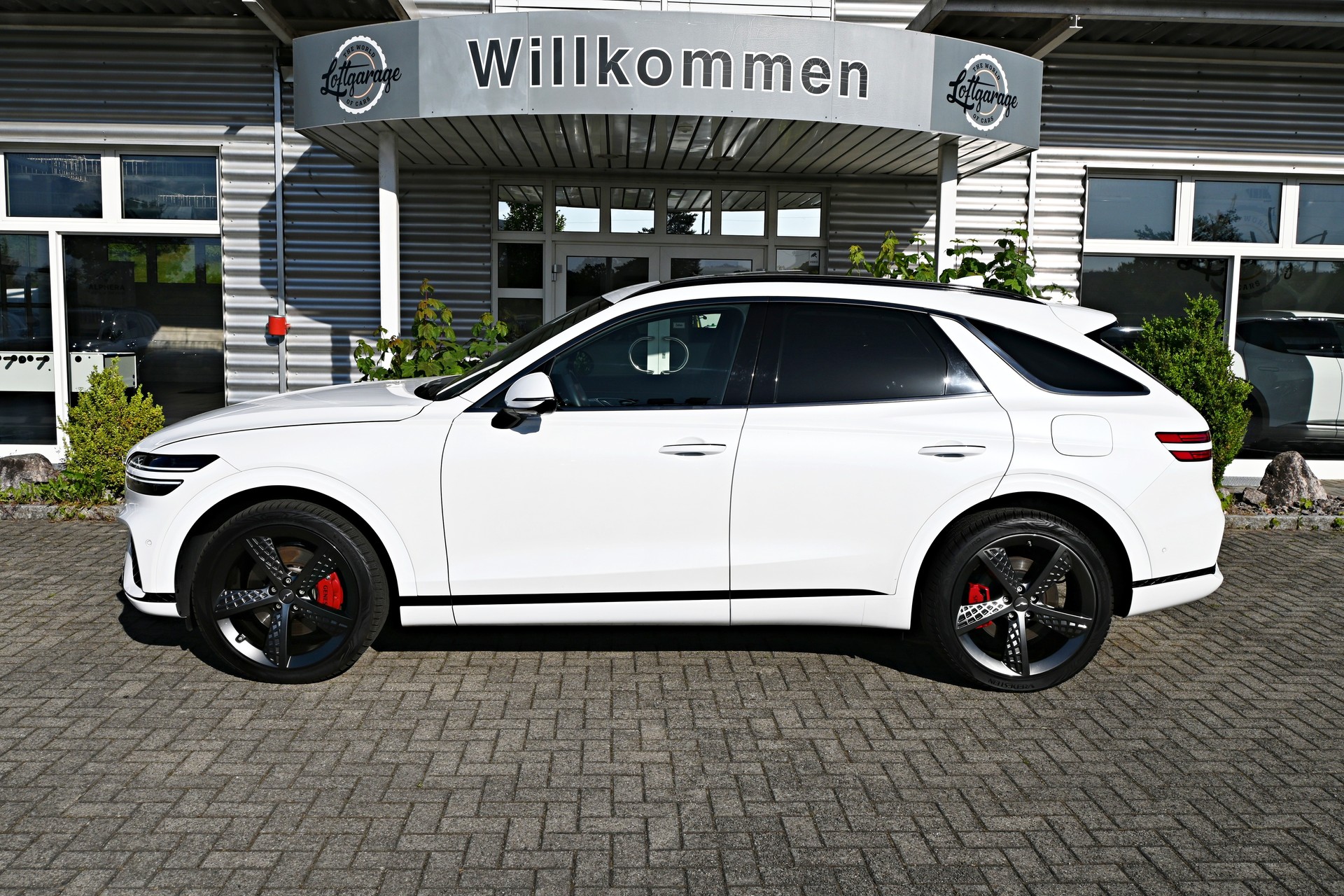 GENESIS GV70 2.2 CRDI Luxury White/Black AT8 AWD 4x4 + Voll-Ausstattung-image-5