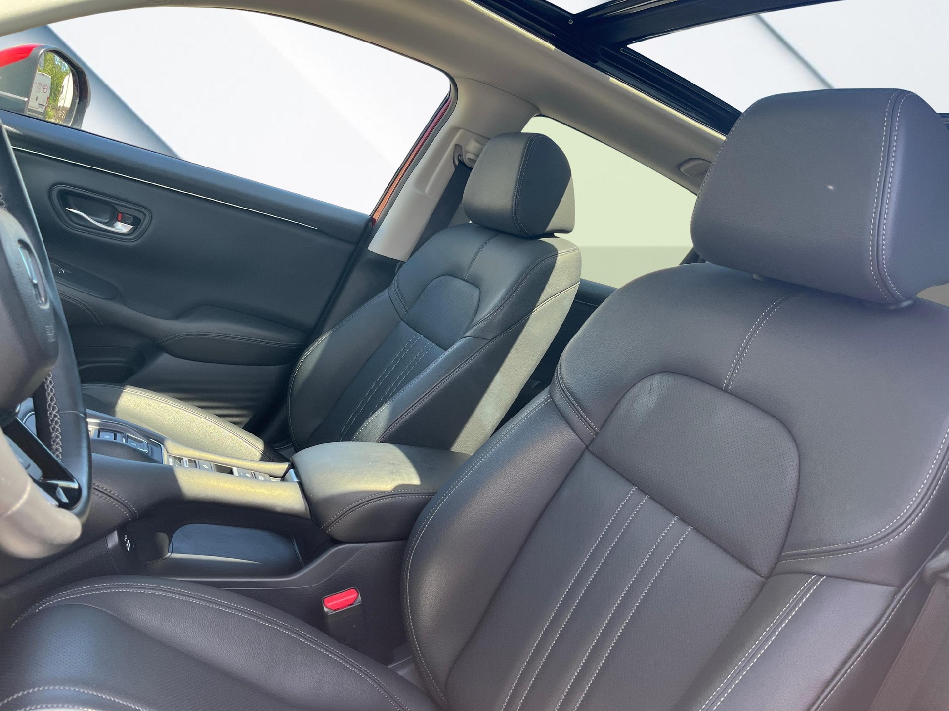 HONDA ZR-V 2.0 i-MMD Advance HYBRID-image-9