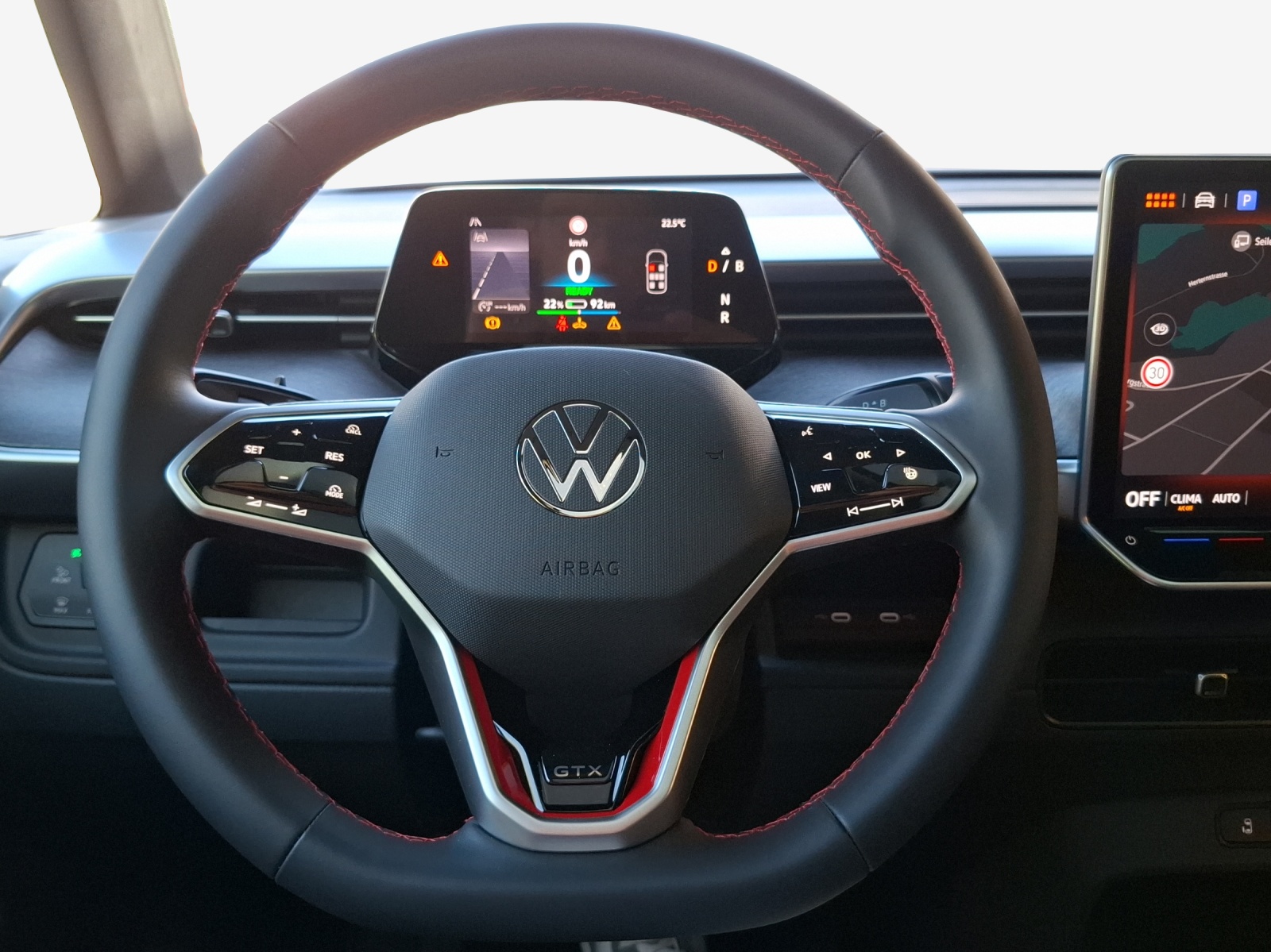 VW ID.Buzz LWB GTX 4 Motion-image-9