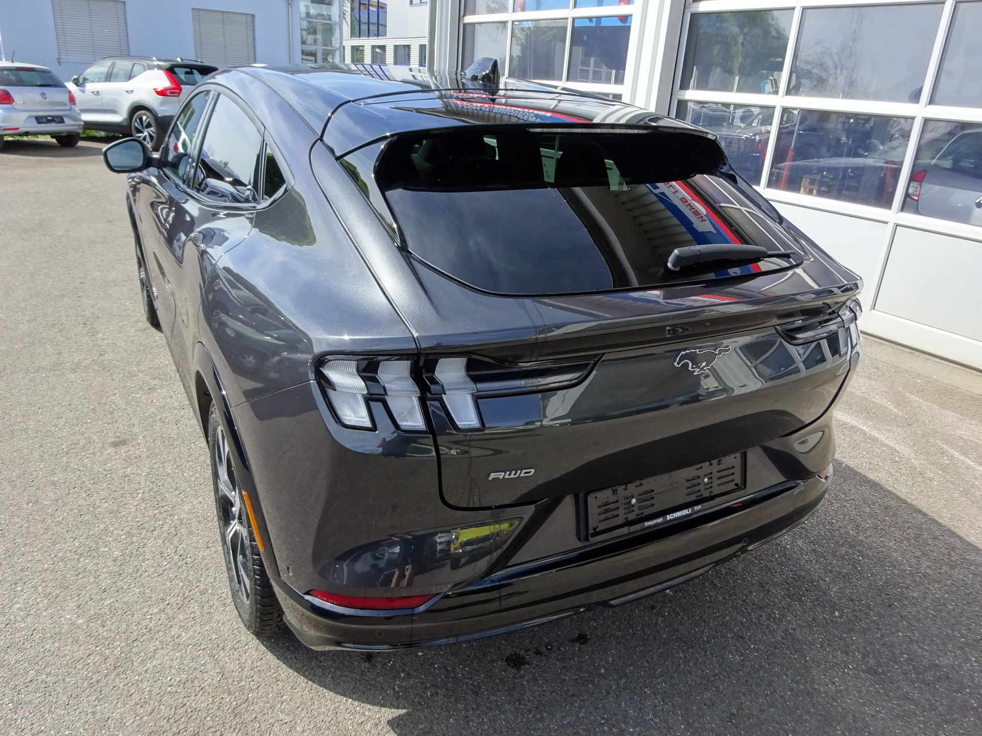 FORD Mustang MACH-E AWD 99 kWh Premium-image-1