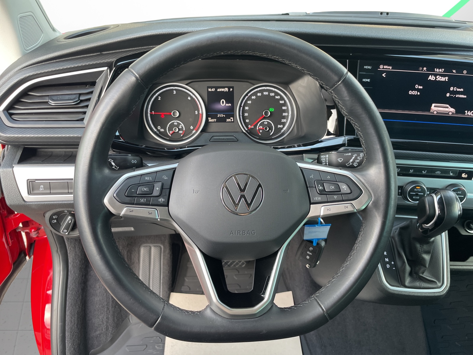 VW T6.1 California 2.0 TDI Beach Liberty 4Motion DSG-image-7