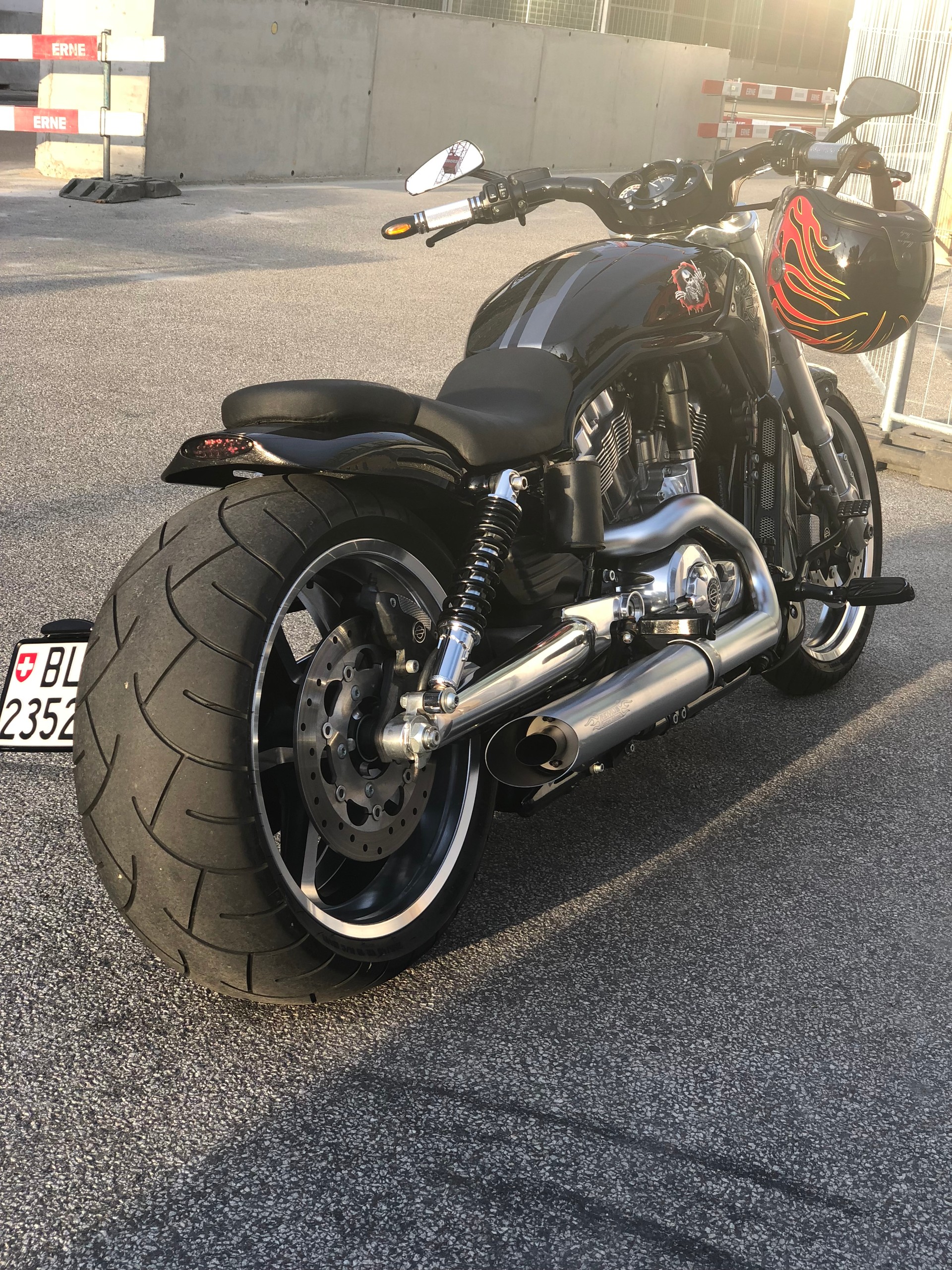 HARLEY-DAVIDSON VRSCF V-Rod Muscle ABS-image-2