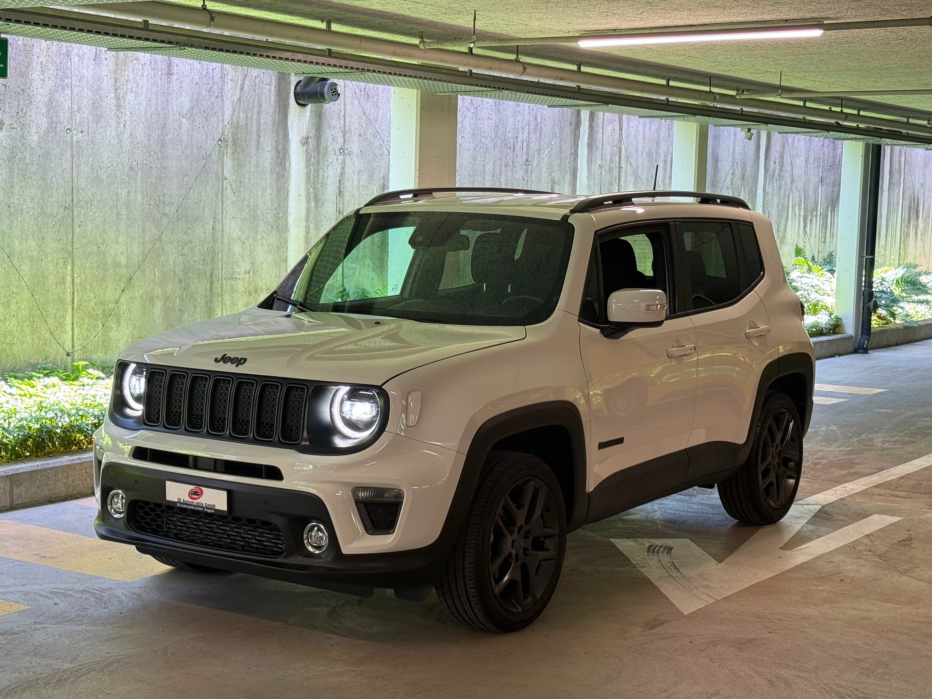 JEEP Renegade 2.0 CRD S AWD 9ATX-image-0