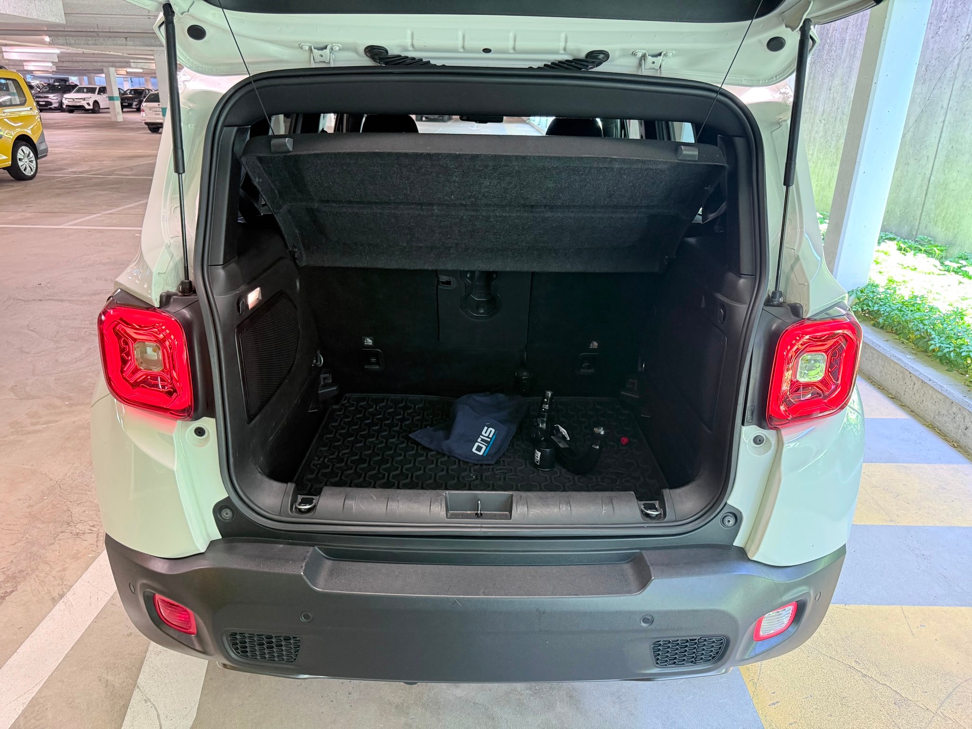 JEEP Renegade 2.0 CRD S AWD 9ATX-image-8
