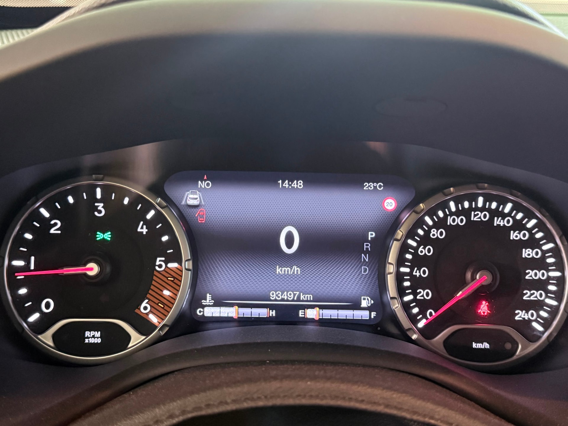 JEEP Renegade 2.0 CRD S AWD 9ATX-image-11