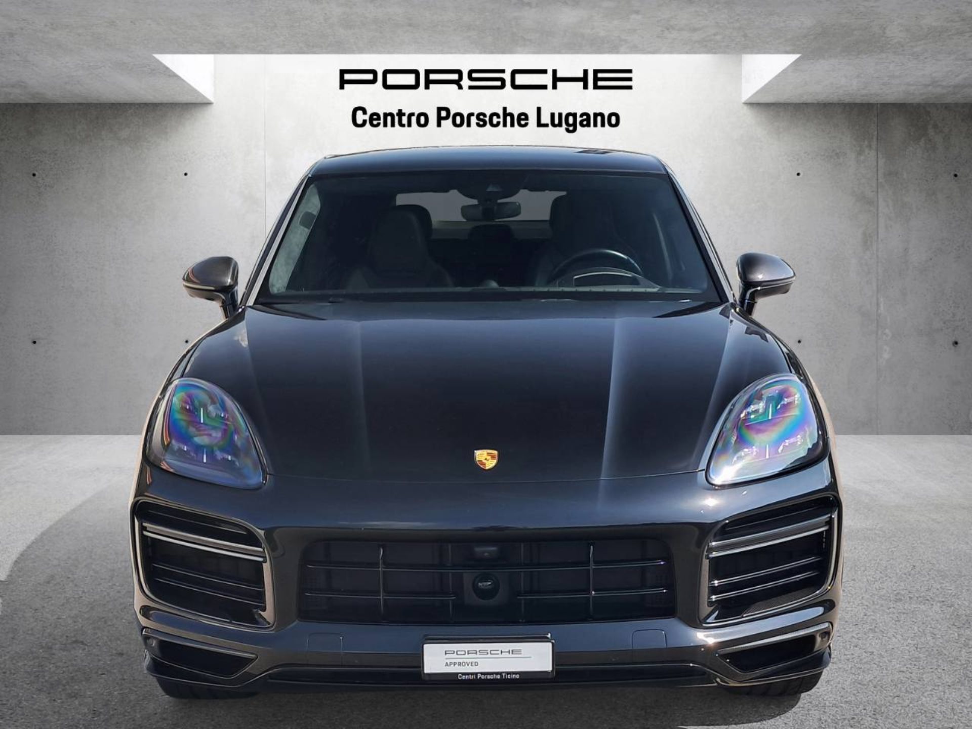 PORSCHE Cayenne Turbo S E-Hybrid Coupè-image-9