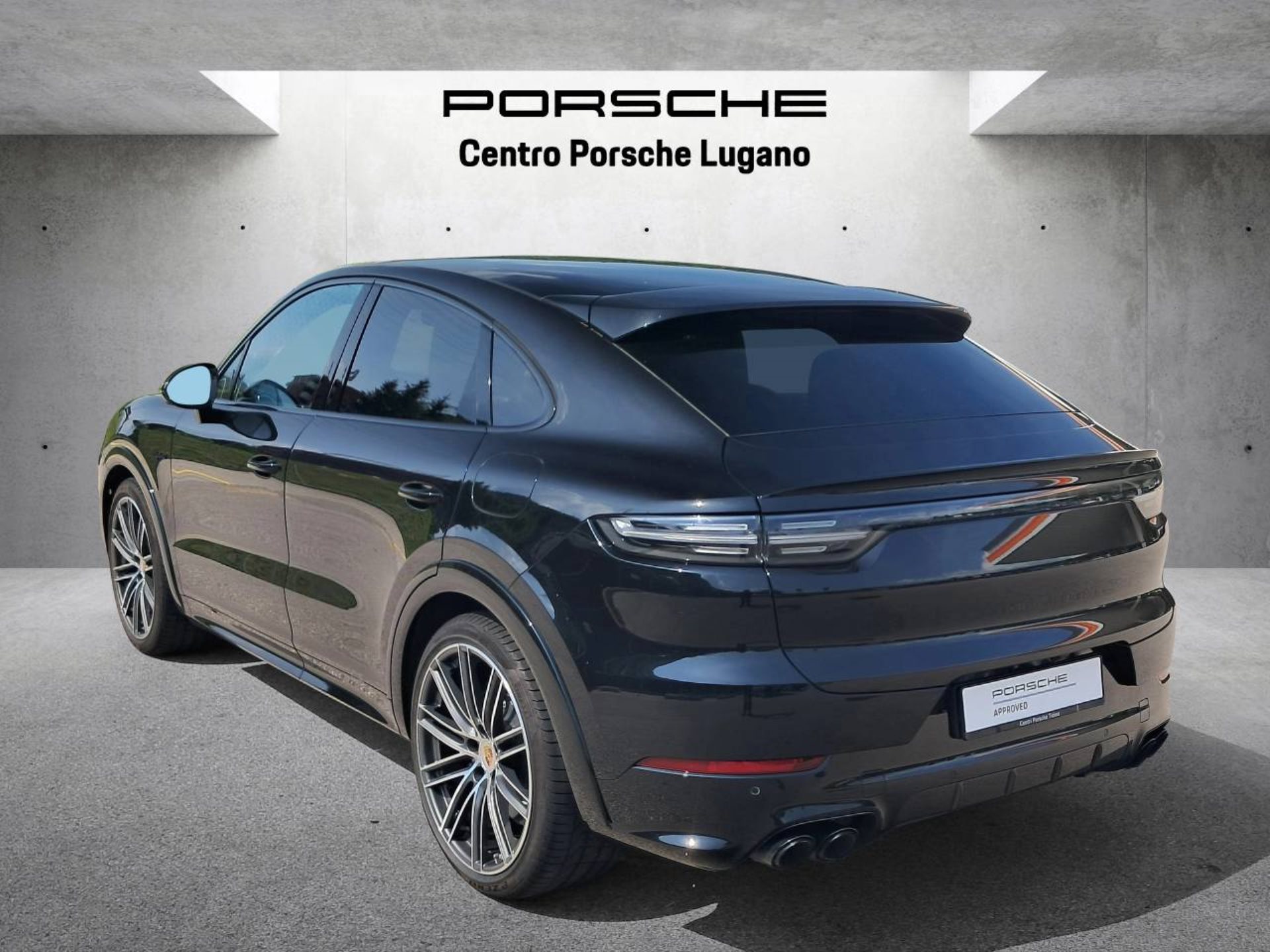 PORSCHE Cayenne Turbo S E-Hybrid Coupè-image-6