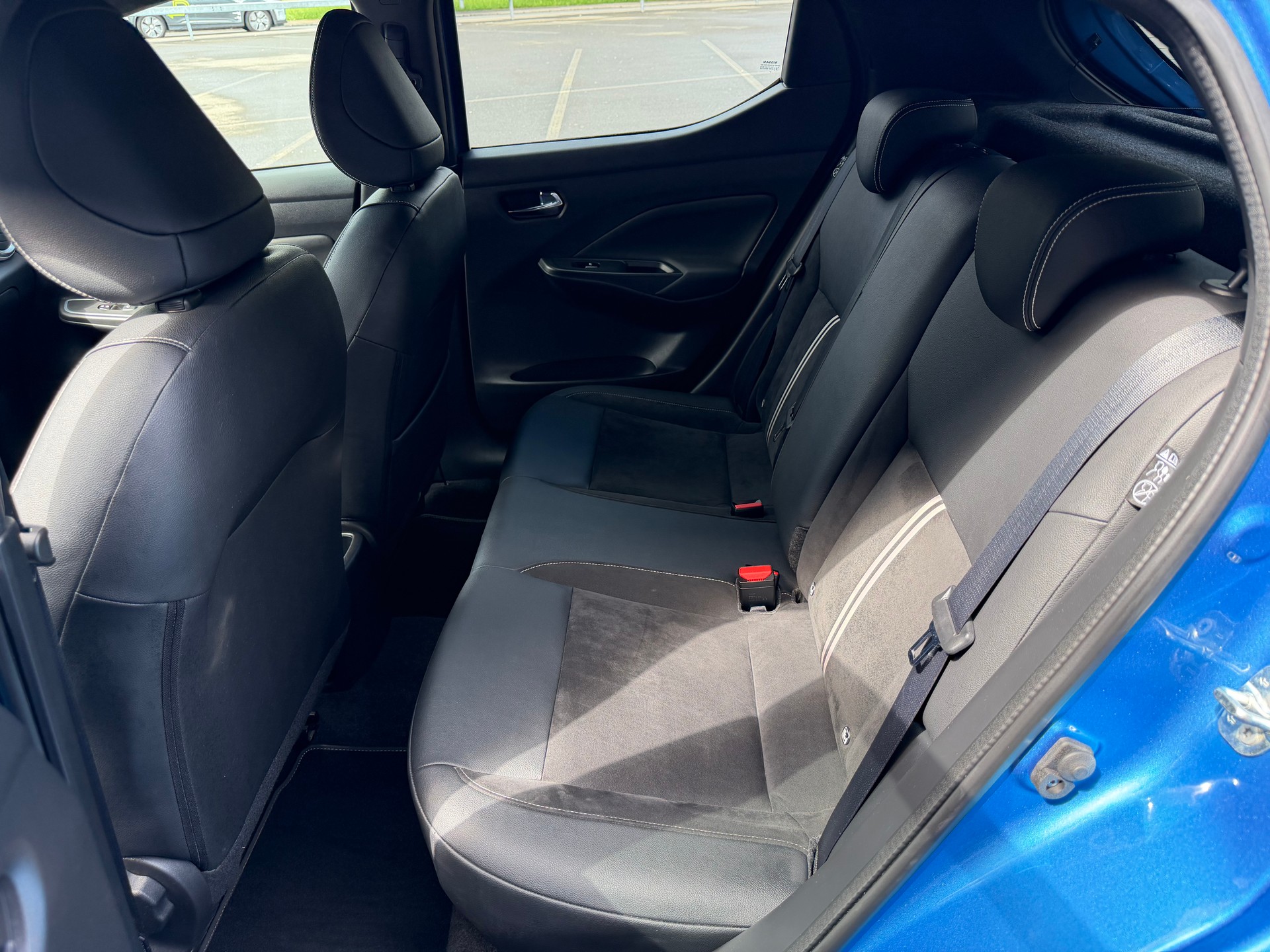 NISSAN Micra IG-T n-sport Xtronic-image-5