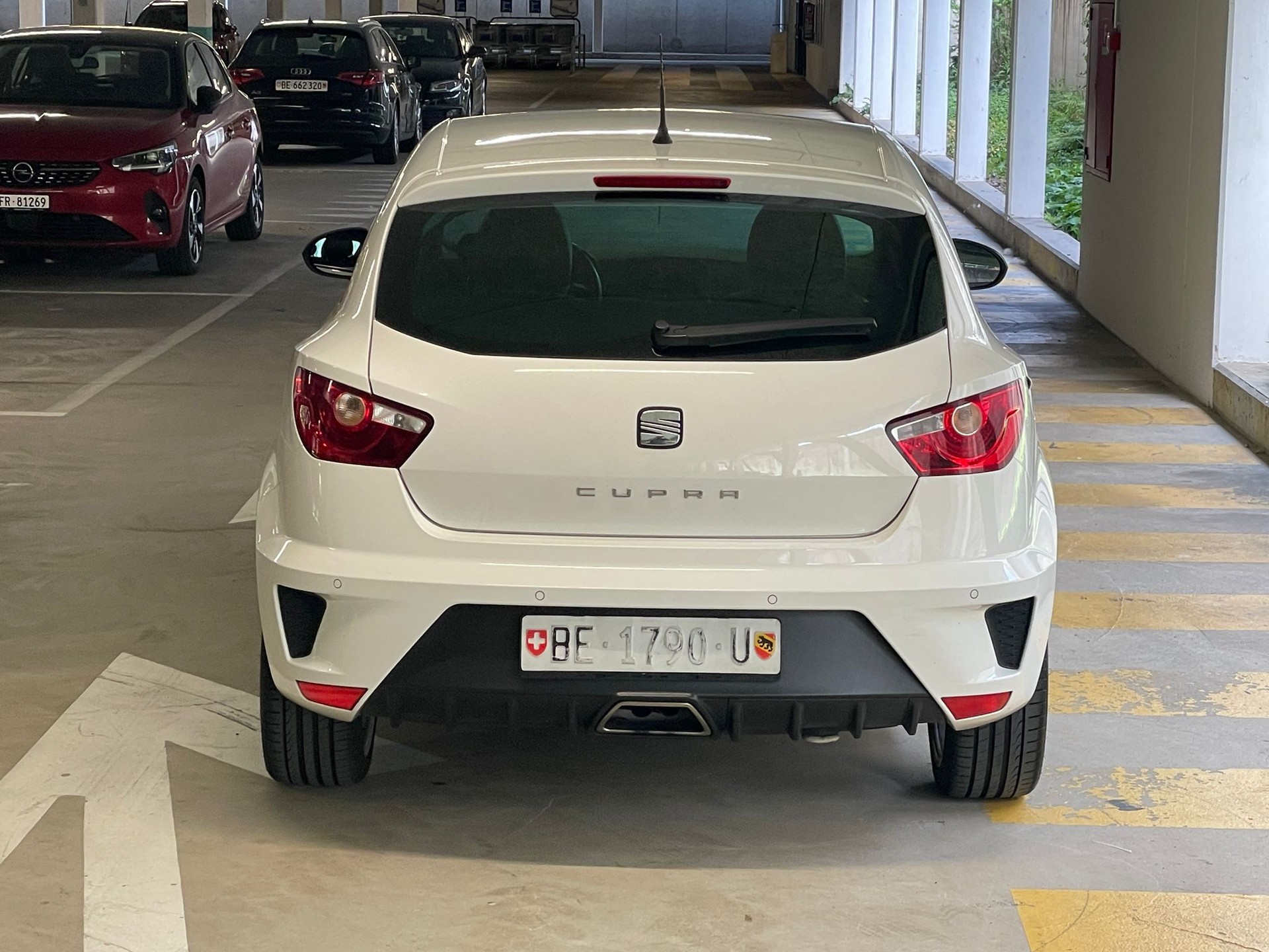 SEAT Ibiza SC 1.4 TSI Cupra DSG // MFK NEU-image-4
