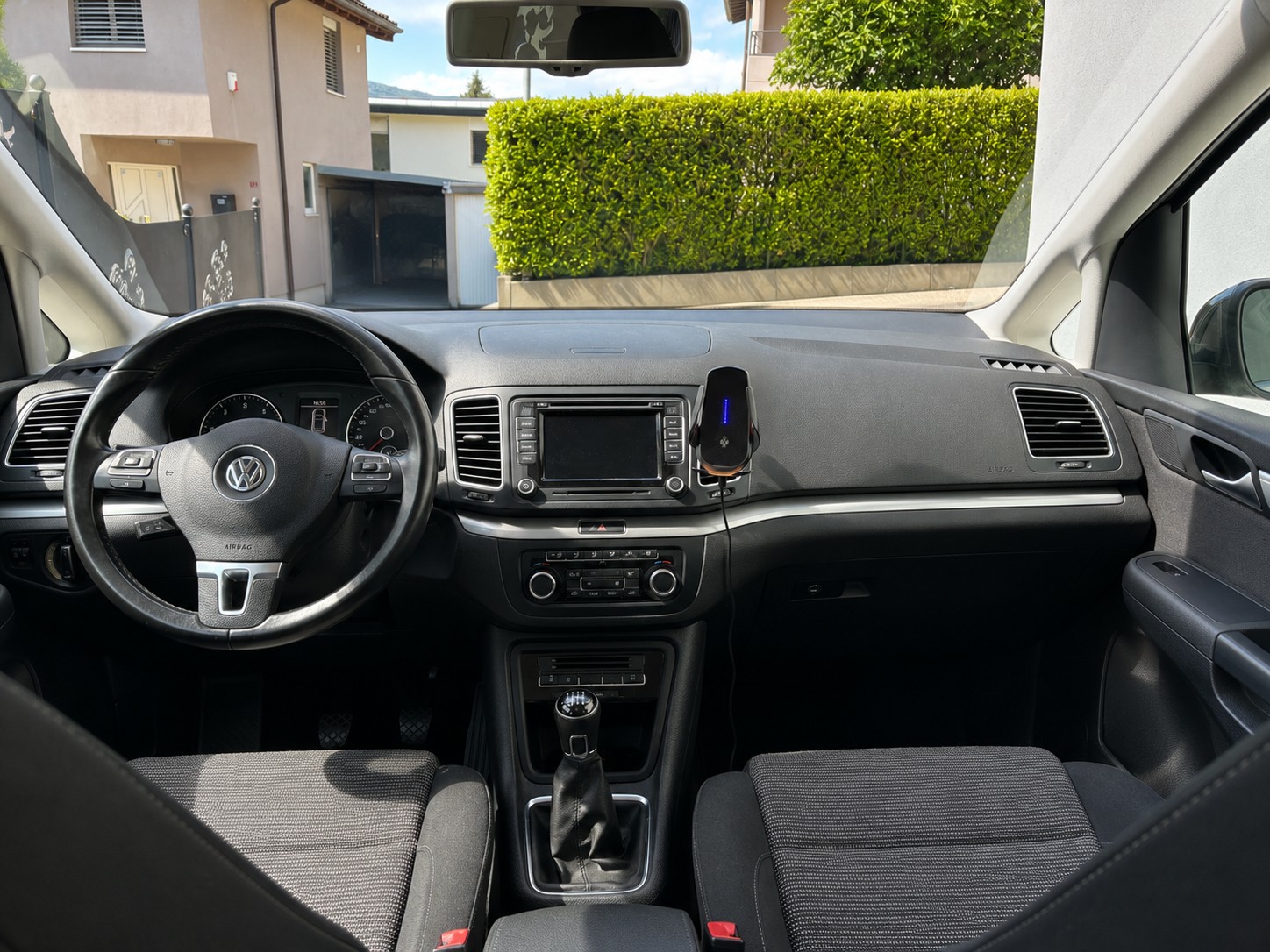 VW 2.0 TDI BlueMTA Comfl. 4m-image-4