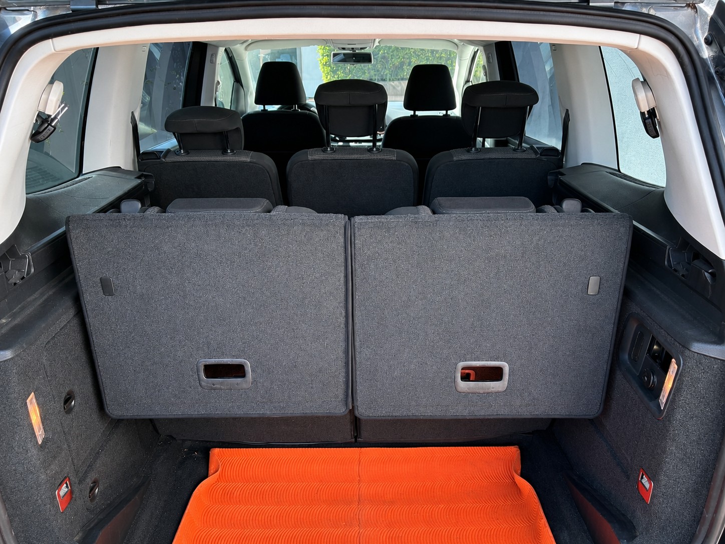 VW 2.0 TDI BlueMTA Comfl. 4m-image-8