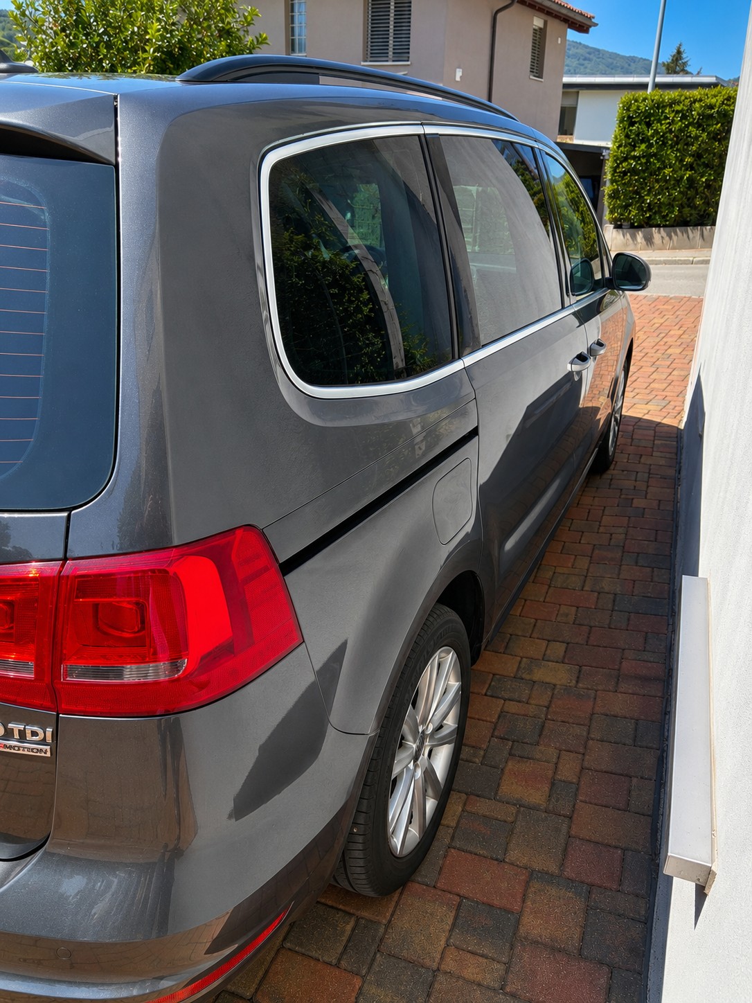 VW 2.0 TDI BlueMTA Comfl. 4m-image-3