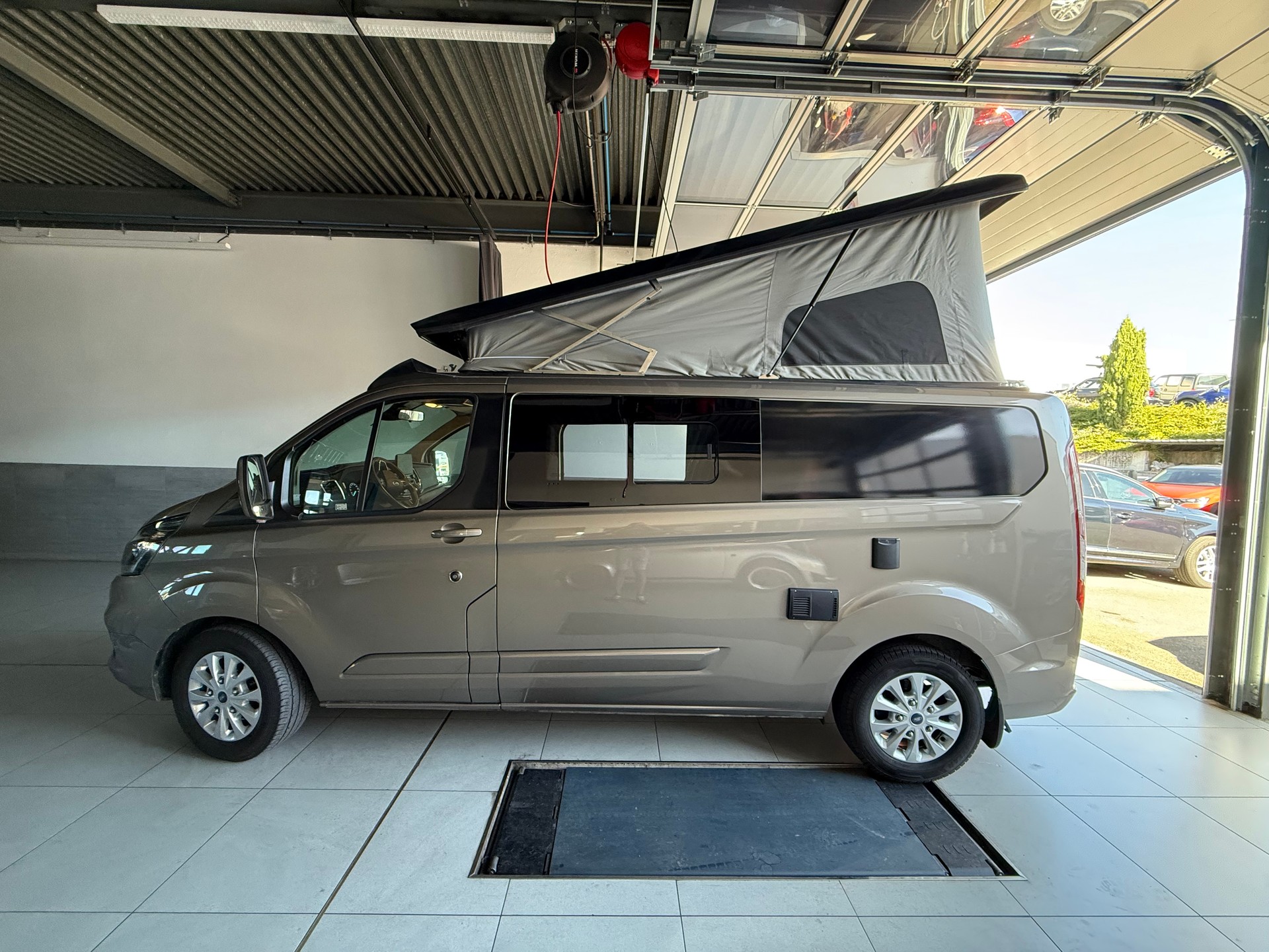 FORD Transit Custom Van 320 L2H1 Randger R530(M)-image-21