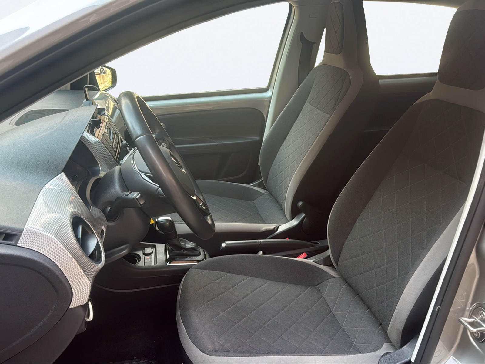 VW e-Up-image-9