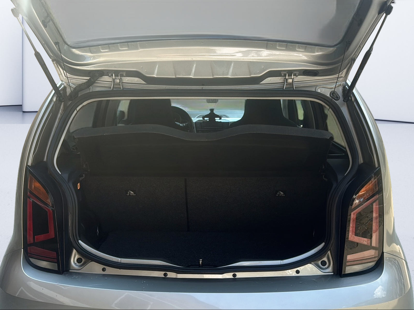 VW e-Up-image-8