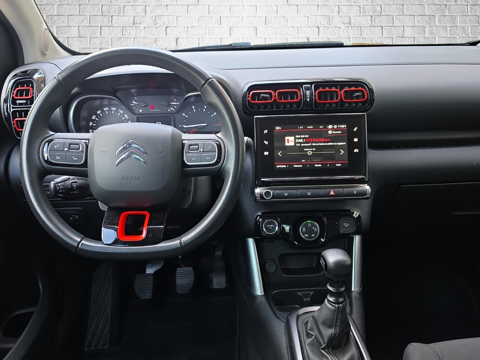 CITROEN C3 Aircross 1.2i PureTech Shine-image-8