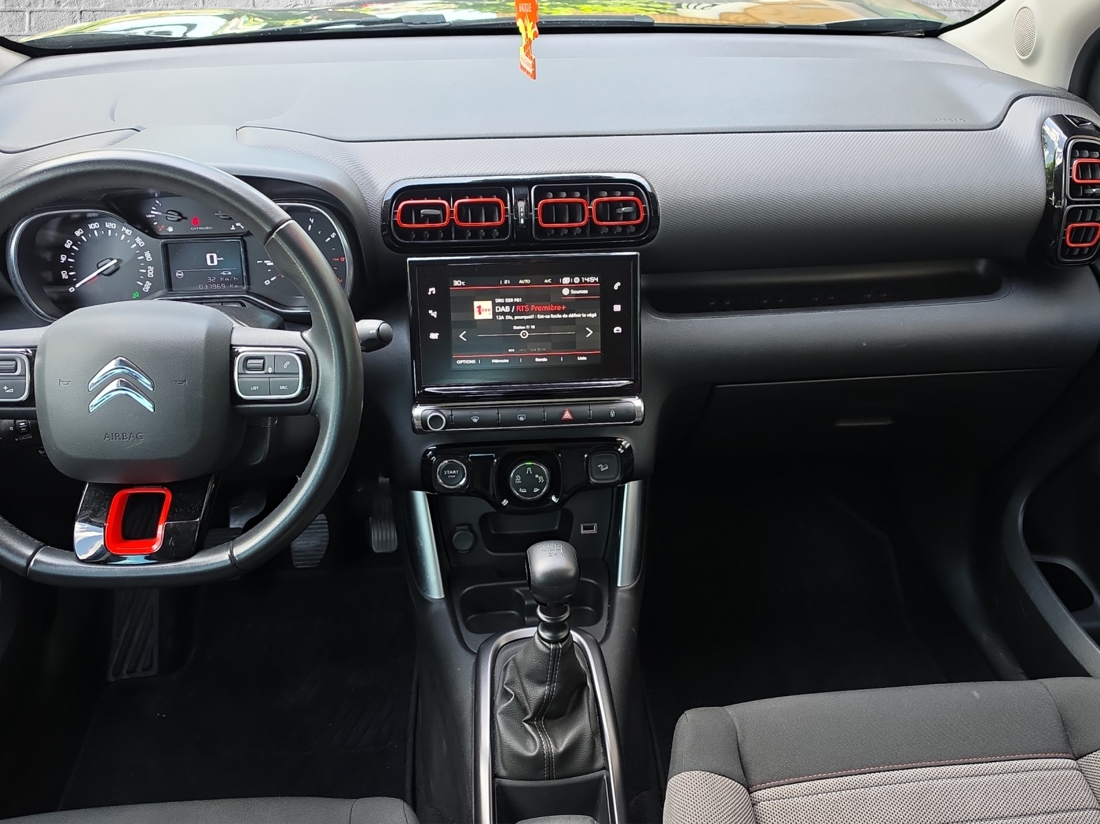 CITROEN C3 Aircross 1.2i PureTech Shine-image-10