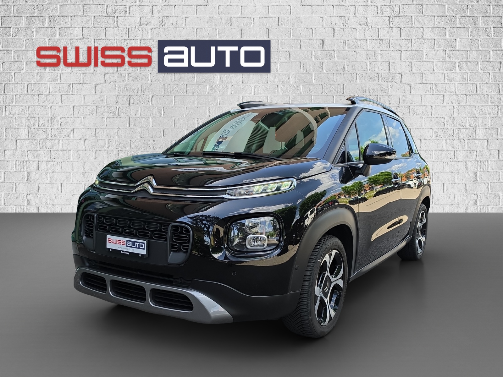 CITROEN C3 Aircross 1.2i PureTech Shine-image-0