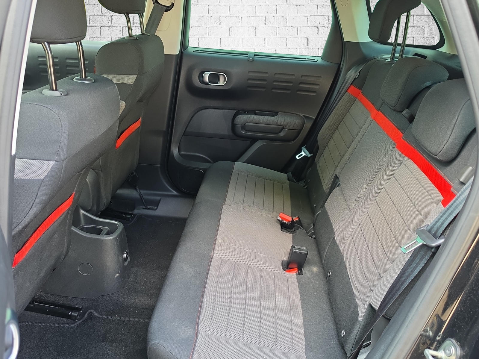CITROEN C3 Aircross 1.2i PureTech Shine-image-15