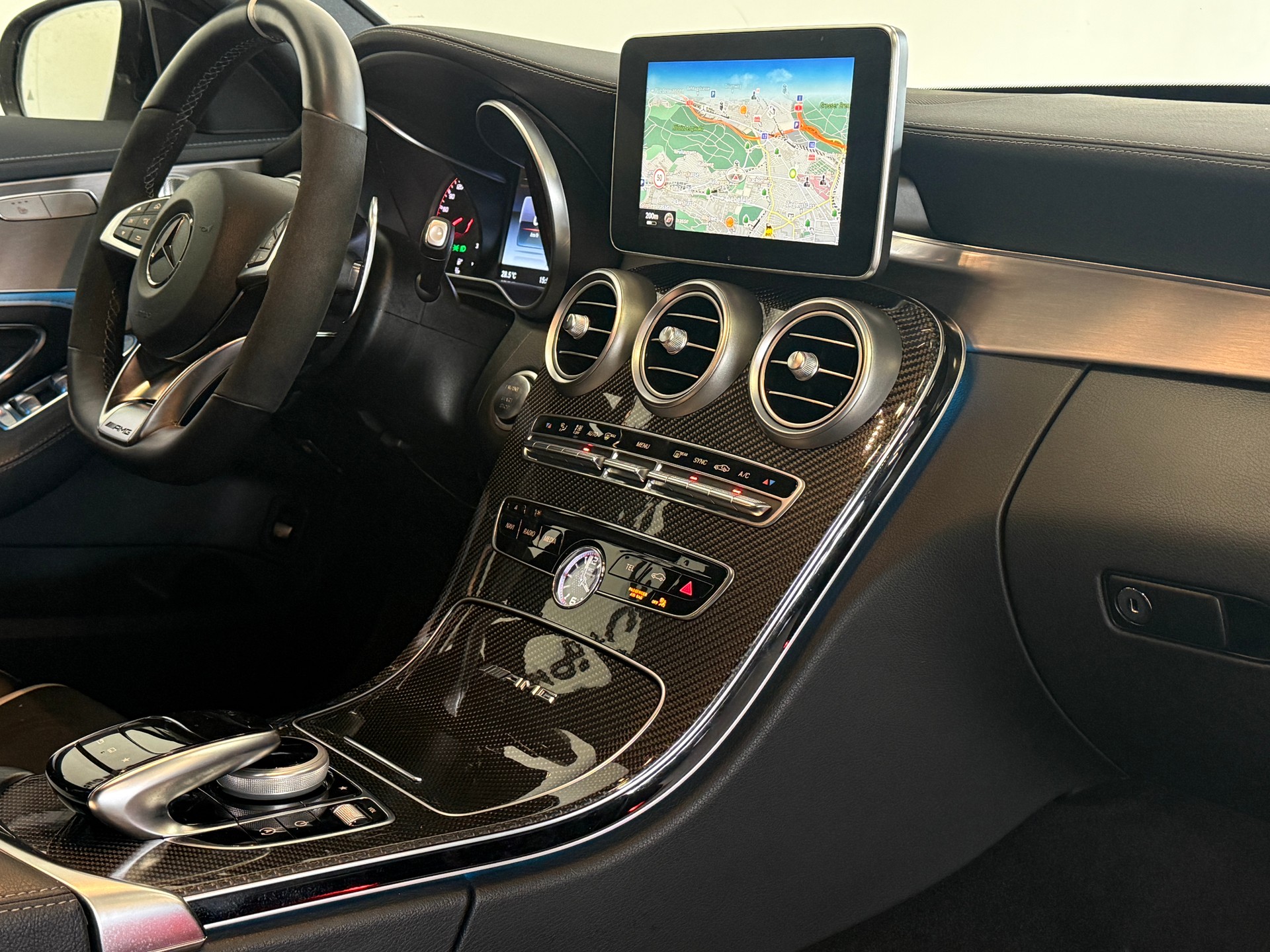 MERCEDES-BENZ C 63 S AMG Speedshift Edition One Spec-image-14