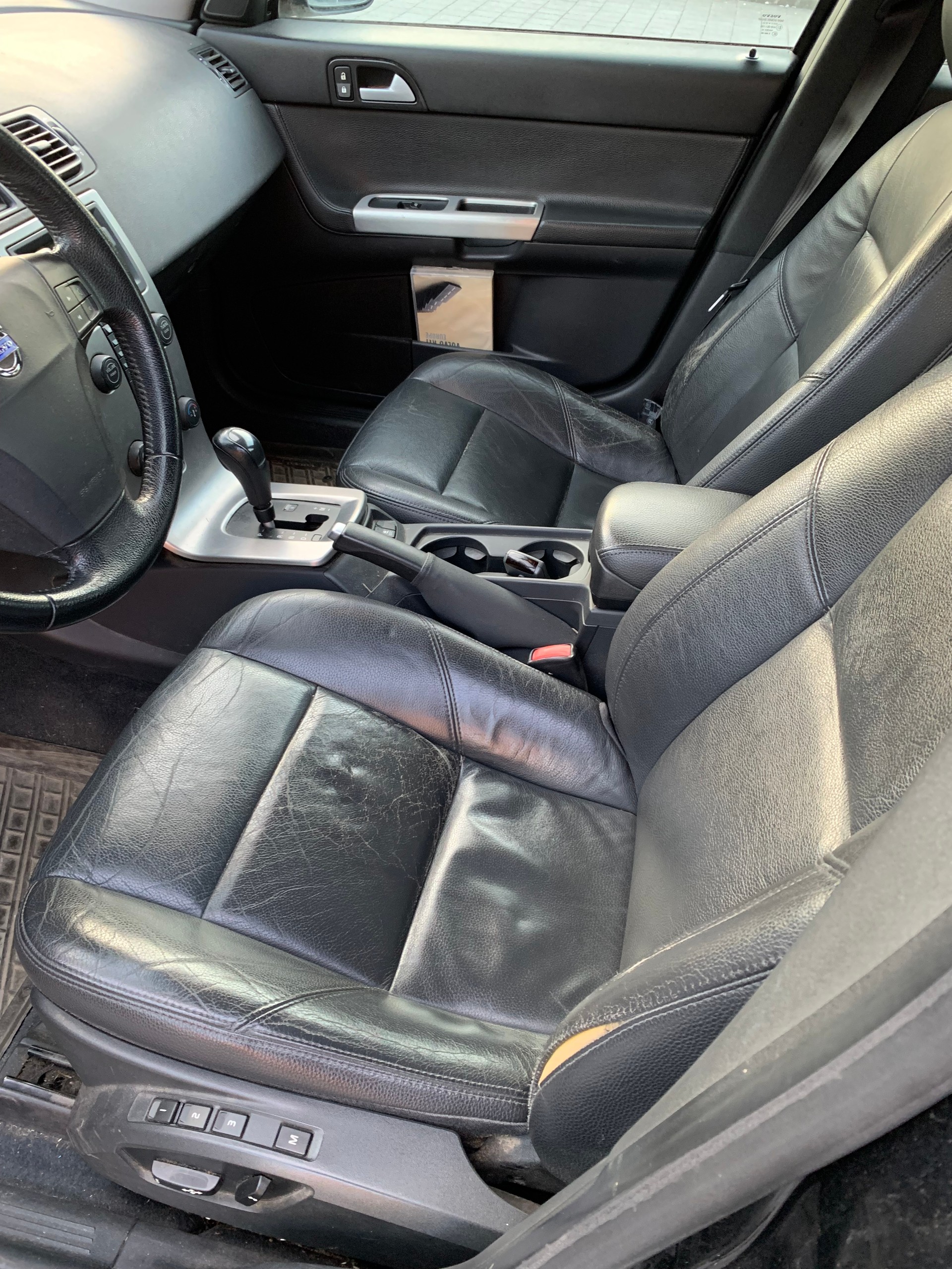 VOLVO V50 T5 AWD Summum-image-7