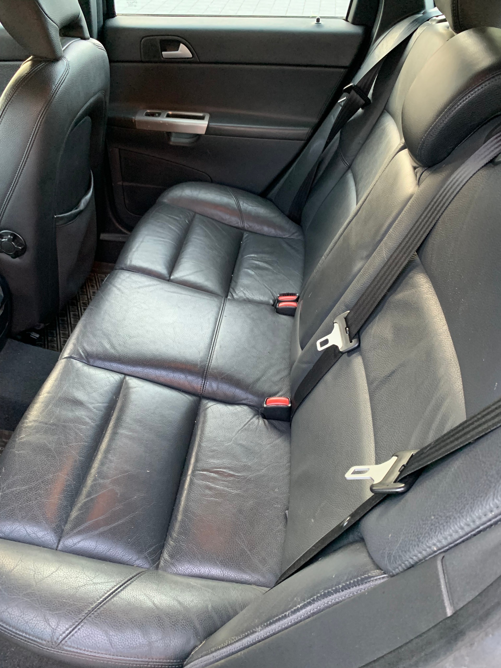 VOLVO V50 T5 AWD Summum-image-6