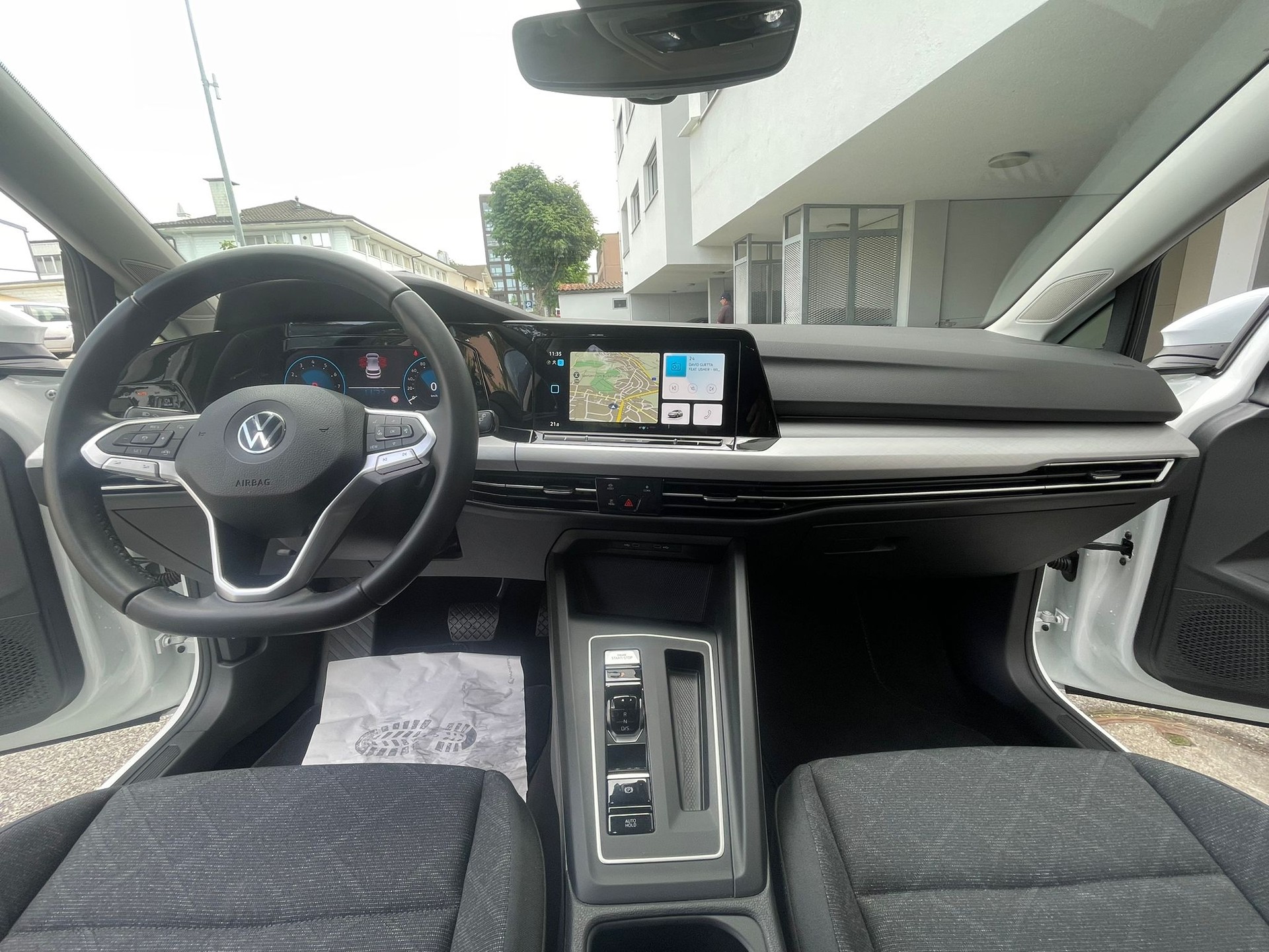 VW Golf 1.5 e TSI ACT starker 130PS Life DSG CH-Auto 46% Rabatt-image-10