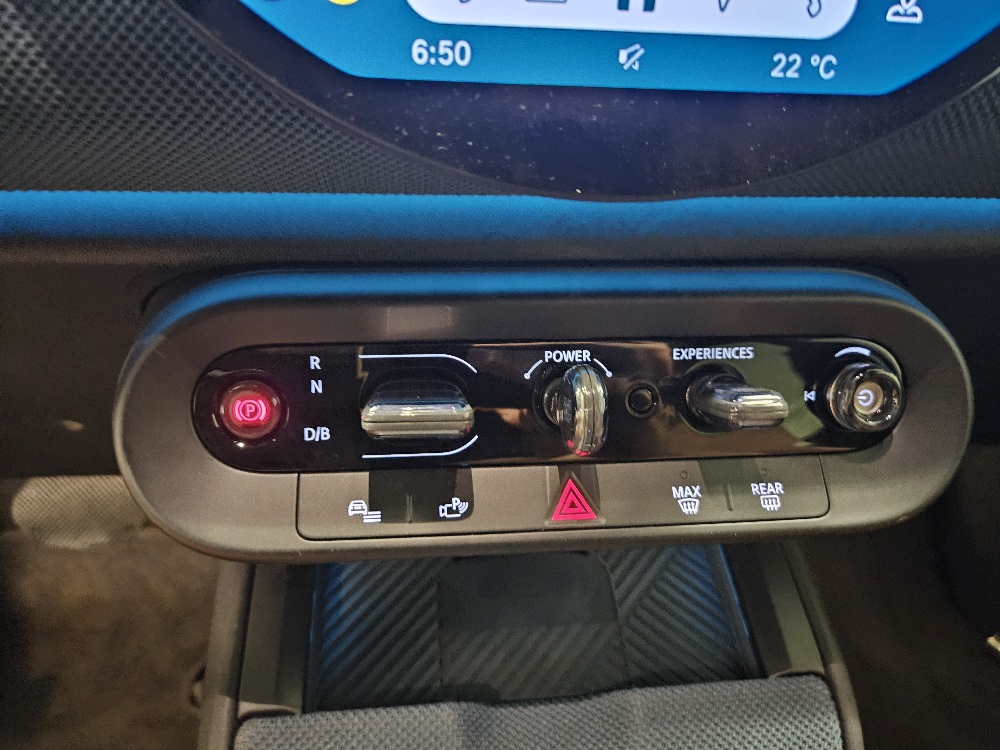 MINI Countryman E-image-11