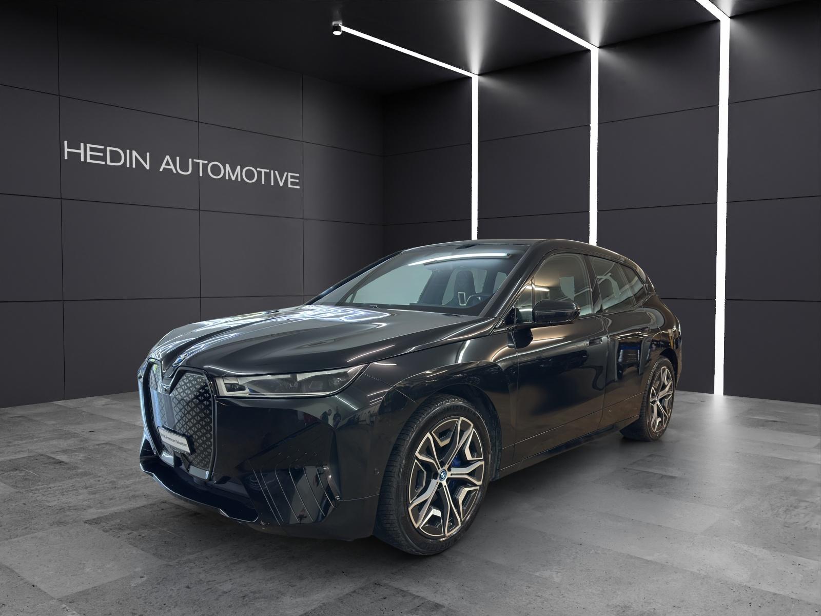 BMW iX xDrive50-image-0
