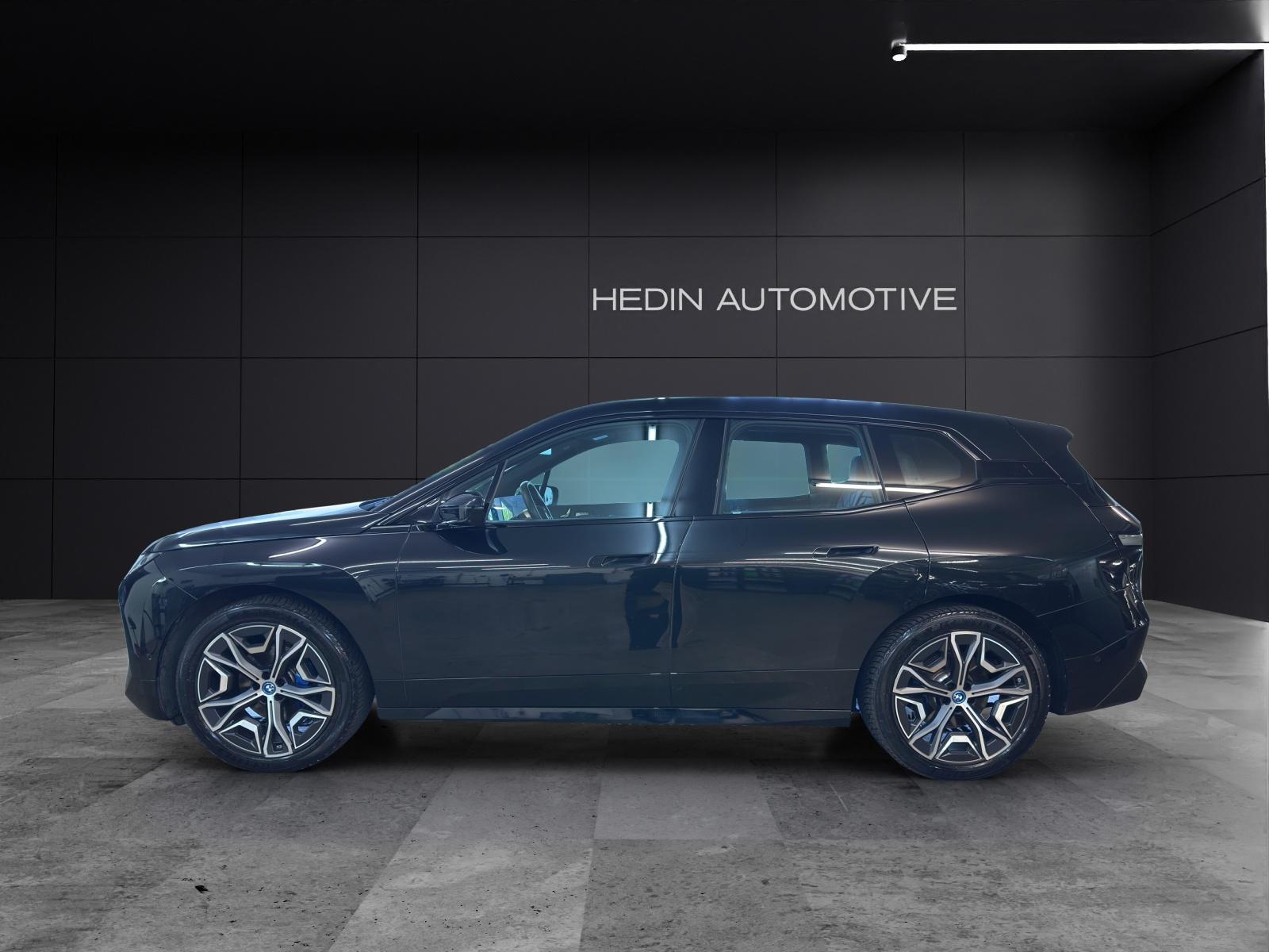BMW iX xDrive50-image-1