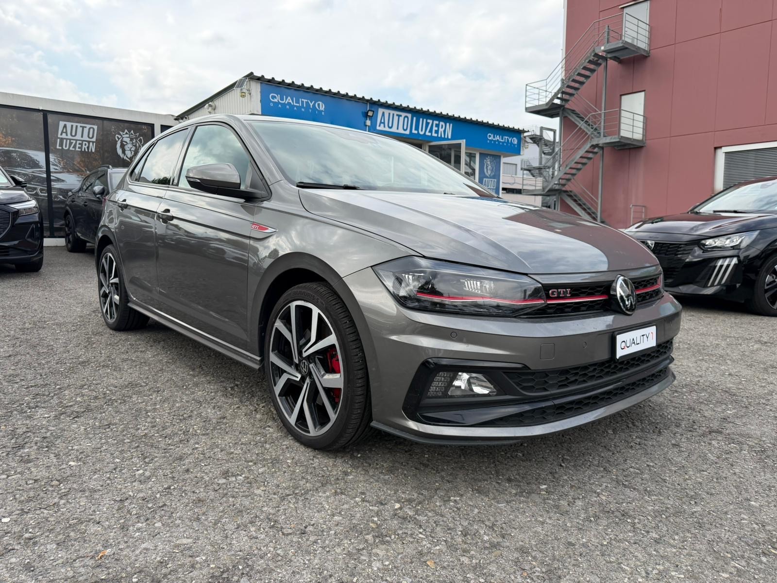 VW Polo 2.0 TSI GTI DSG-image-8
