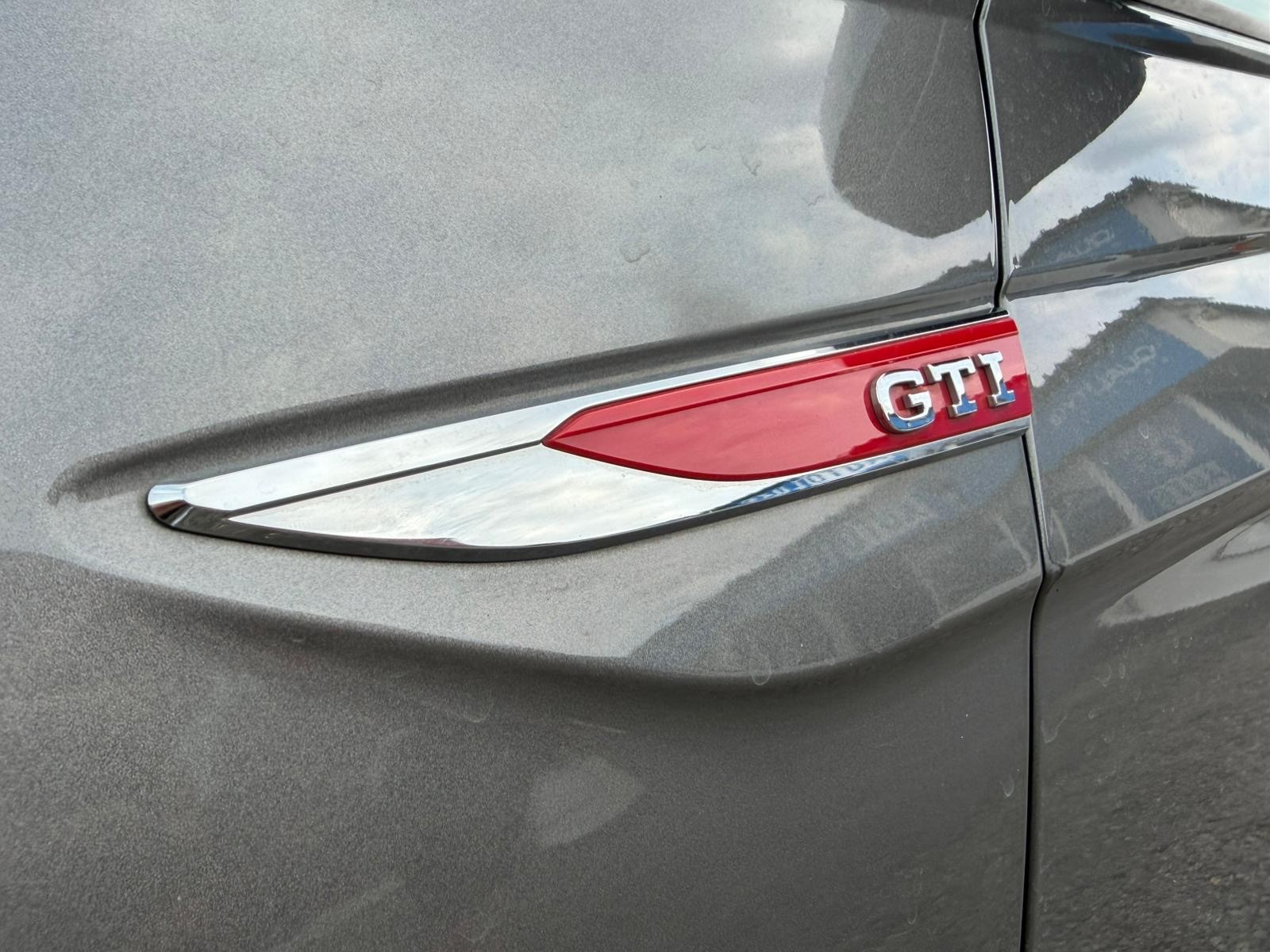 VW Polo 2.0 TSI GTI DSG-image-17