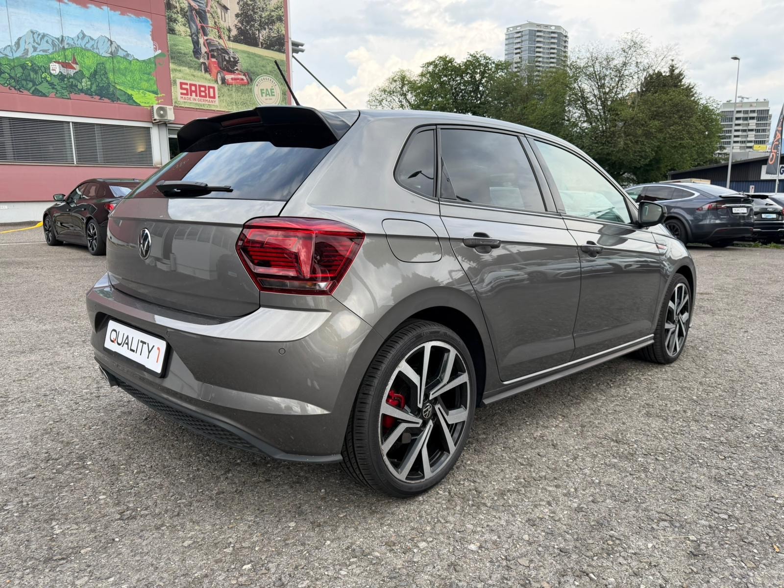 VW Polo 2.0 TSI GTI DSG-image-5