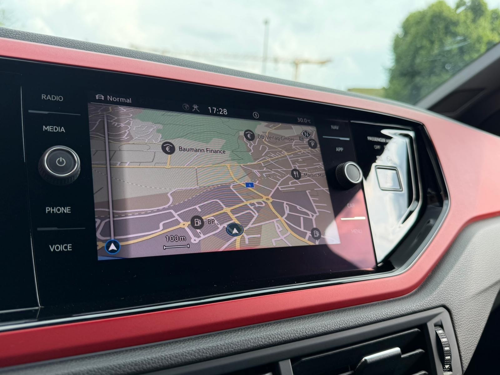 VW Polo 2.0 TSI GTI DSG-image-18