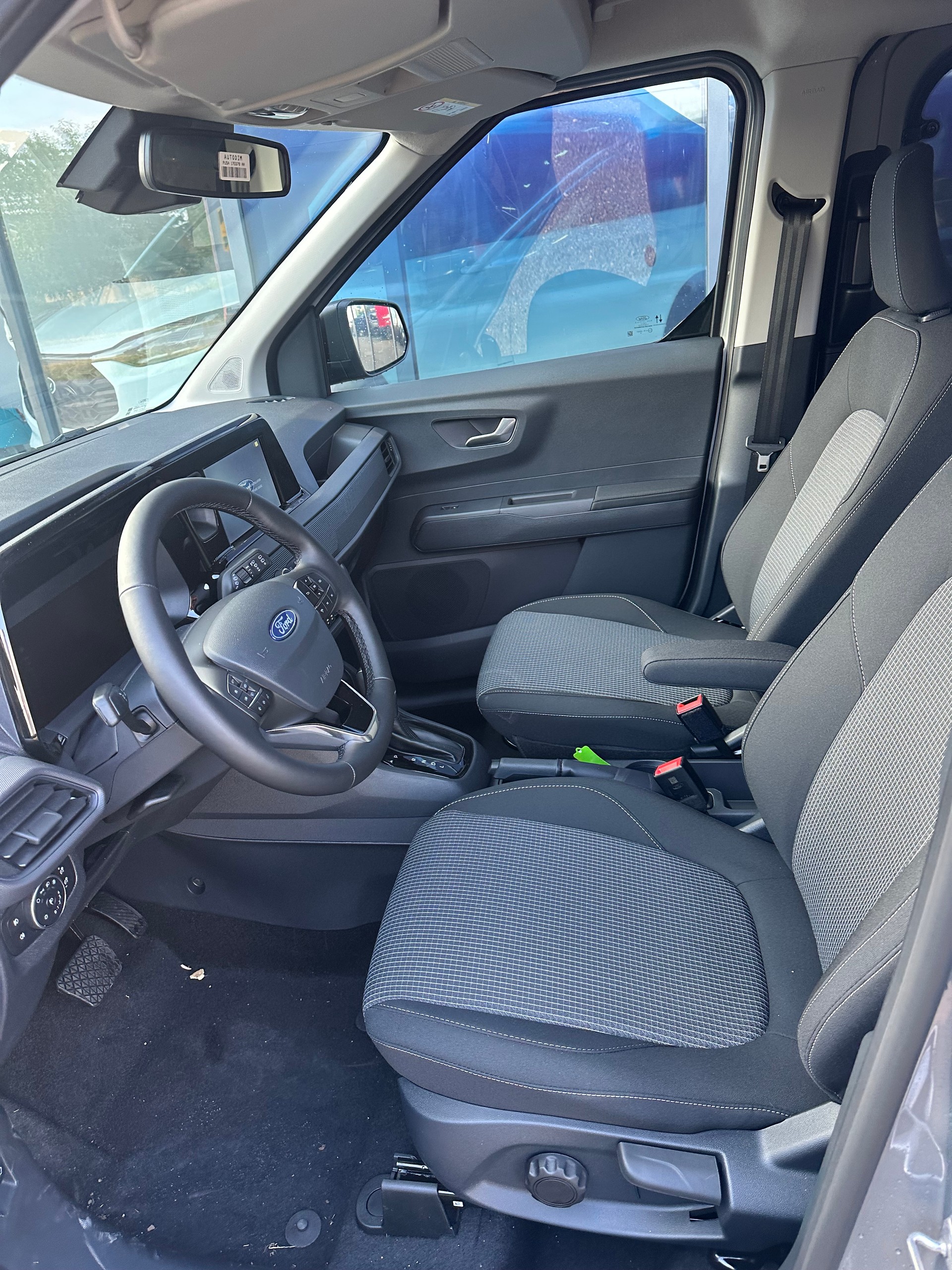FORD Transit Courier dcab. van 1.0 Trend/125CV/Aut.-image-10