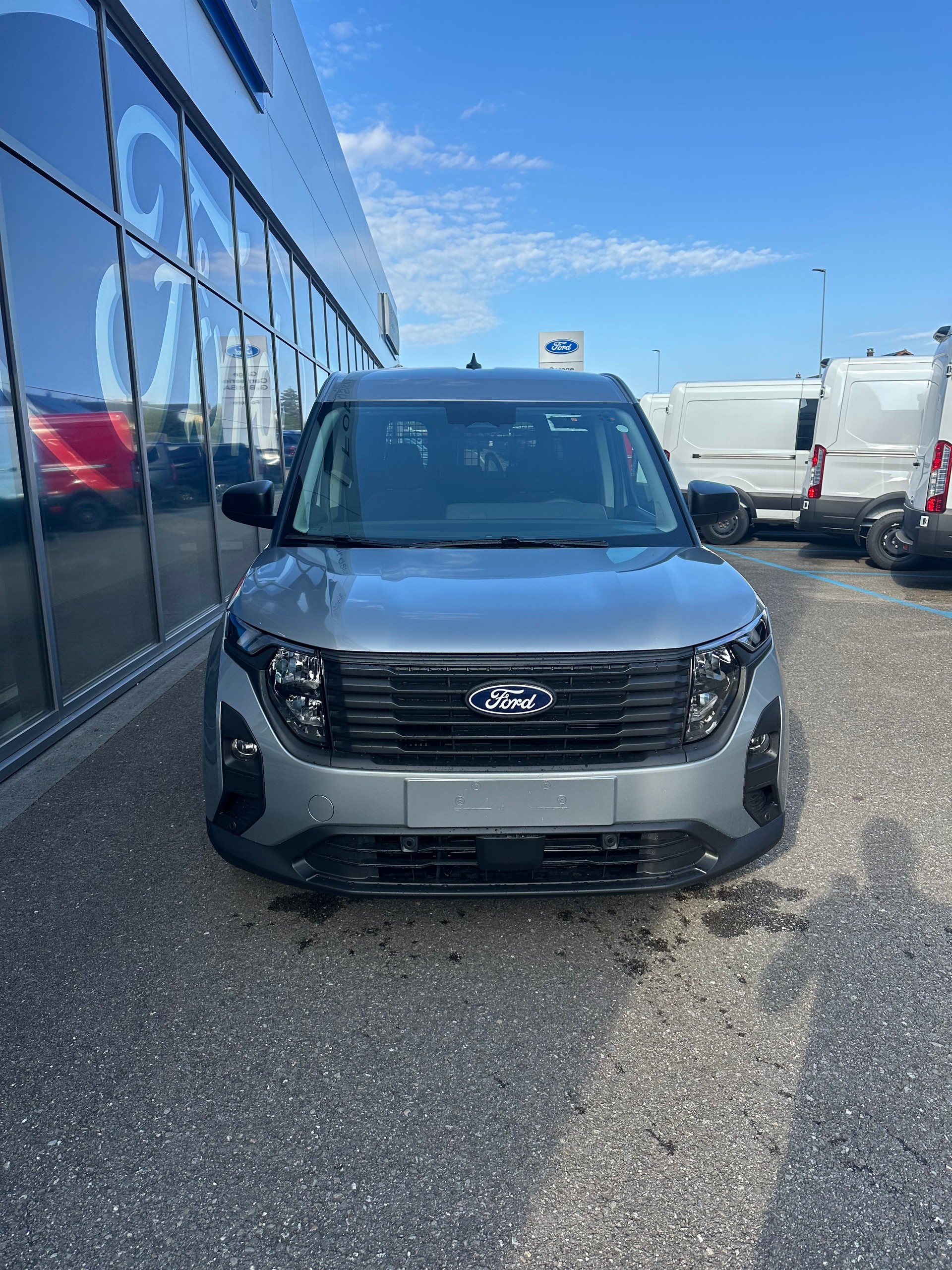 FORD Transit Courier dcab. van 1.0 Trend/125CV/Aut.-image-8