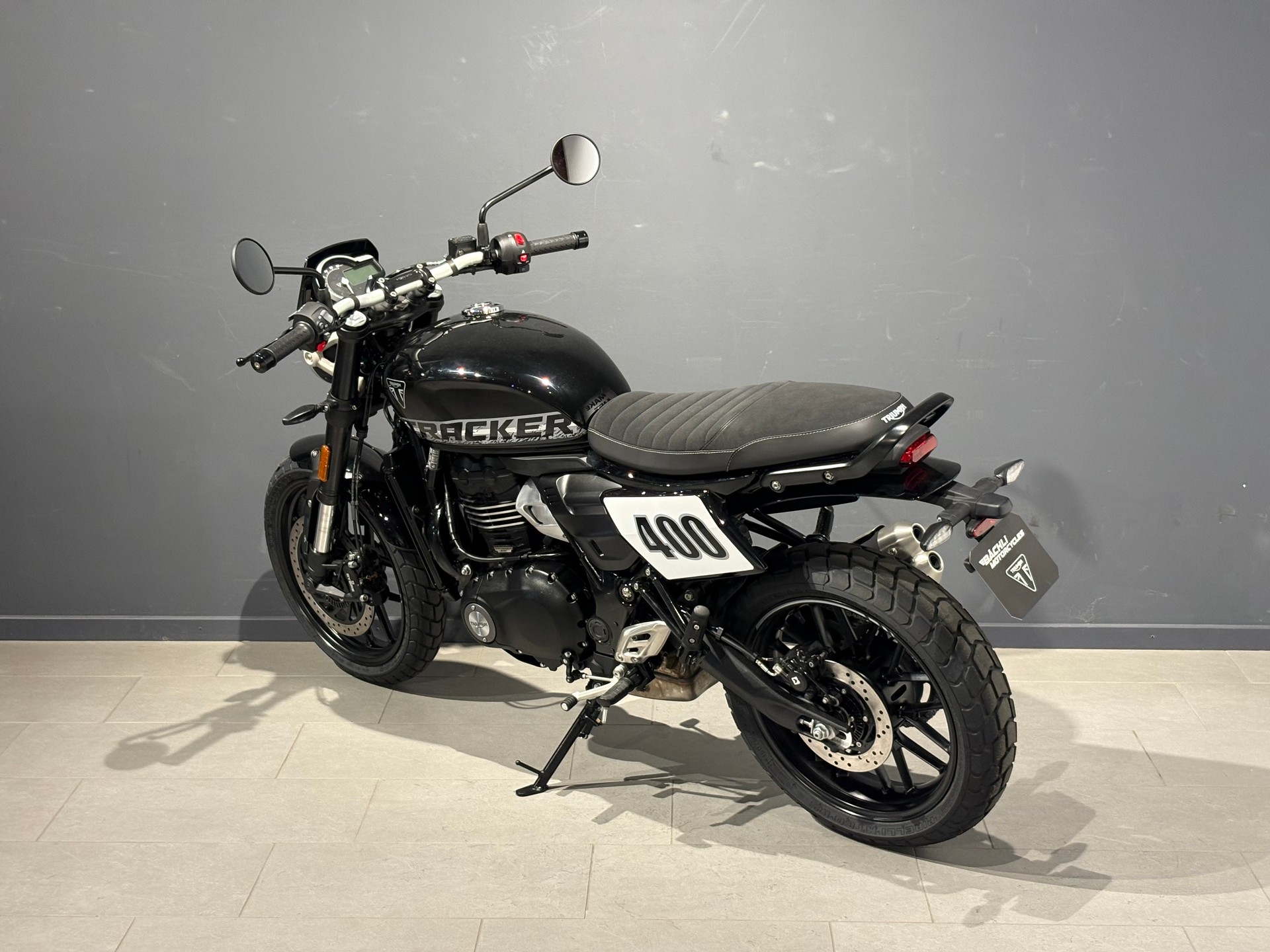TRIUMPH Tracker 400-image-4