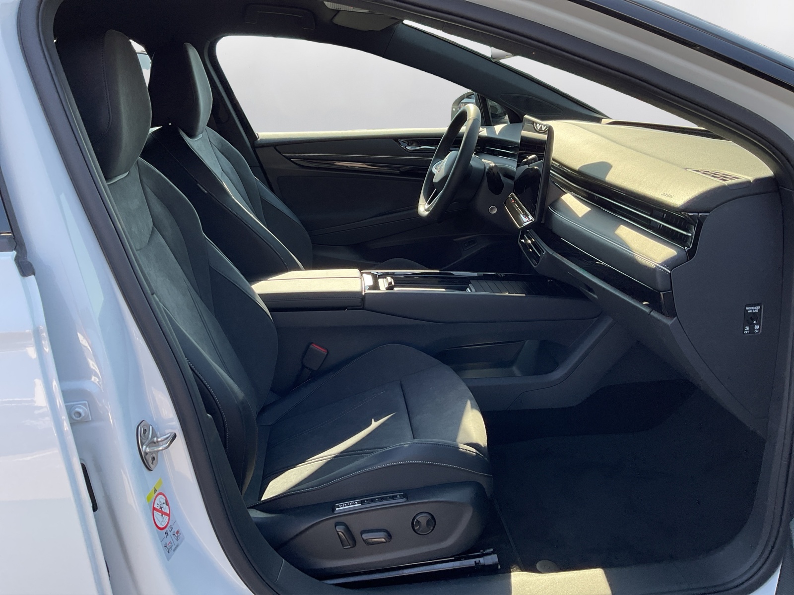 VW ID.7 Tourer Pro 77 kWh United-image-13