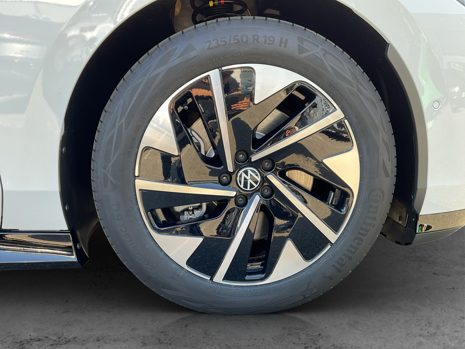 VW ID.7 Tourer Pro 77 kWh United-image-12
