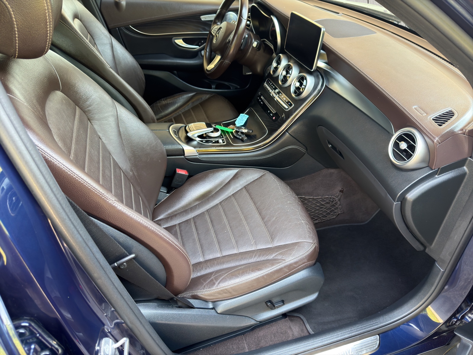 MERCEDES-BENZ GLC 350 e 4Matic 7G-Tronic-image-11
