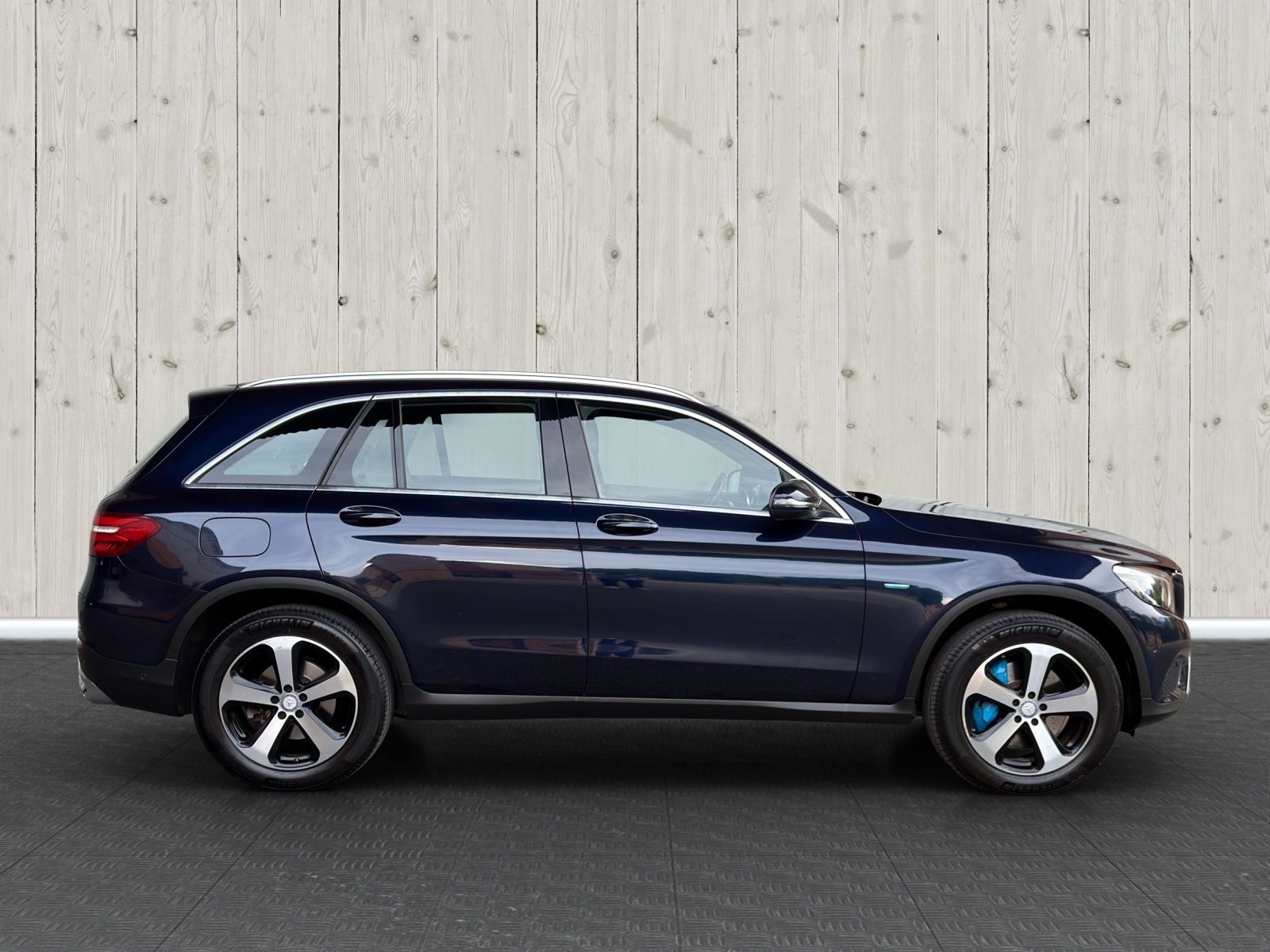 MERCEDES-BENZ GLC 350 e 4Matic 7G-Tronic-image-7