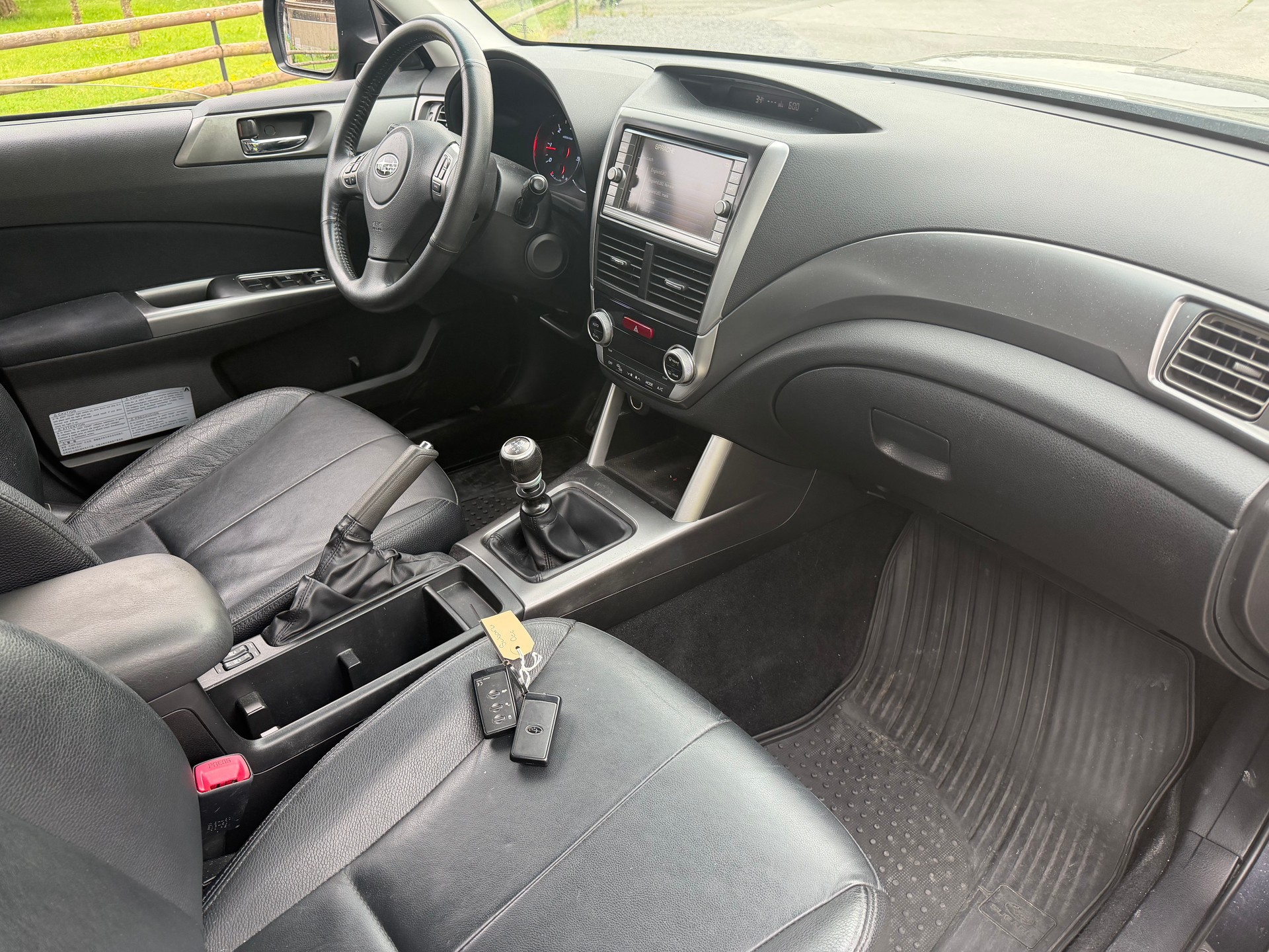 SUBARU Forester 2.0D XS Limited-image-4