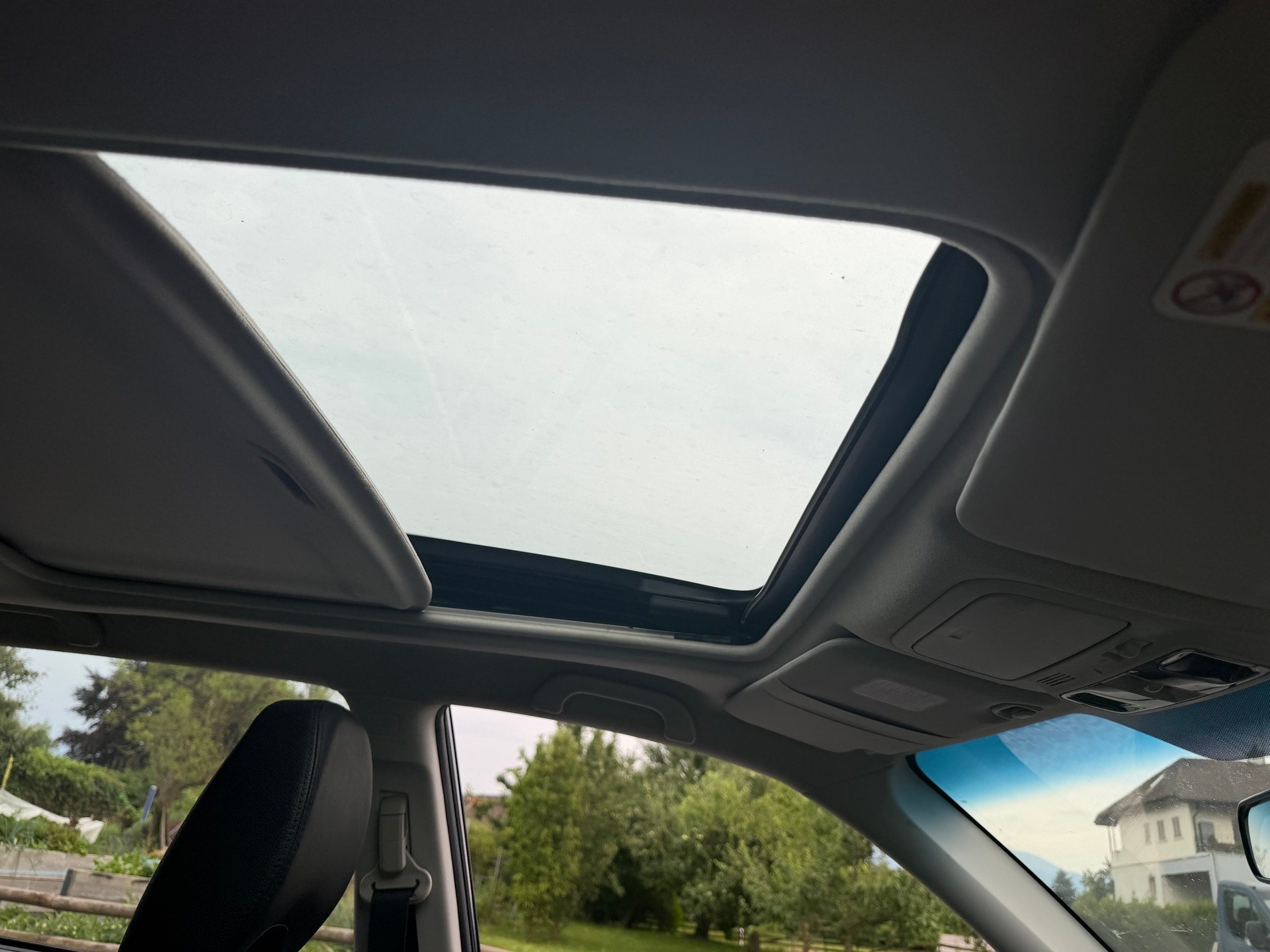 SUBARU Forester 2.0D XS Limited-image-6