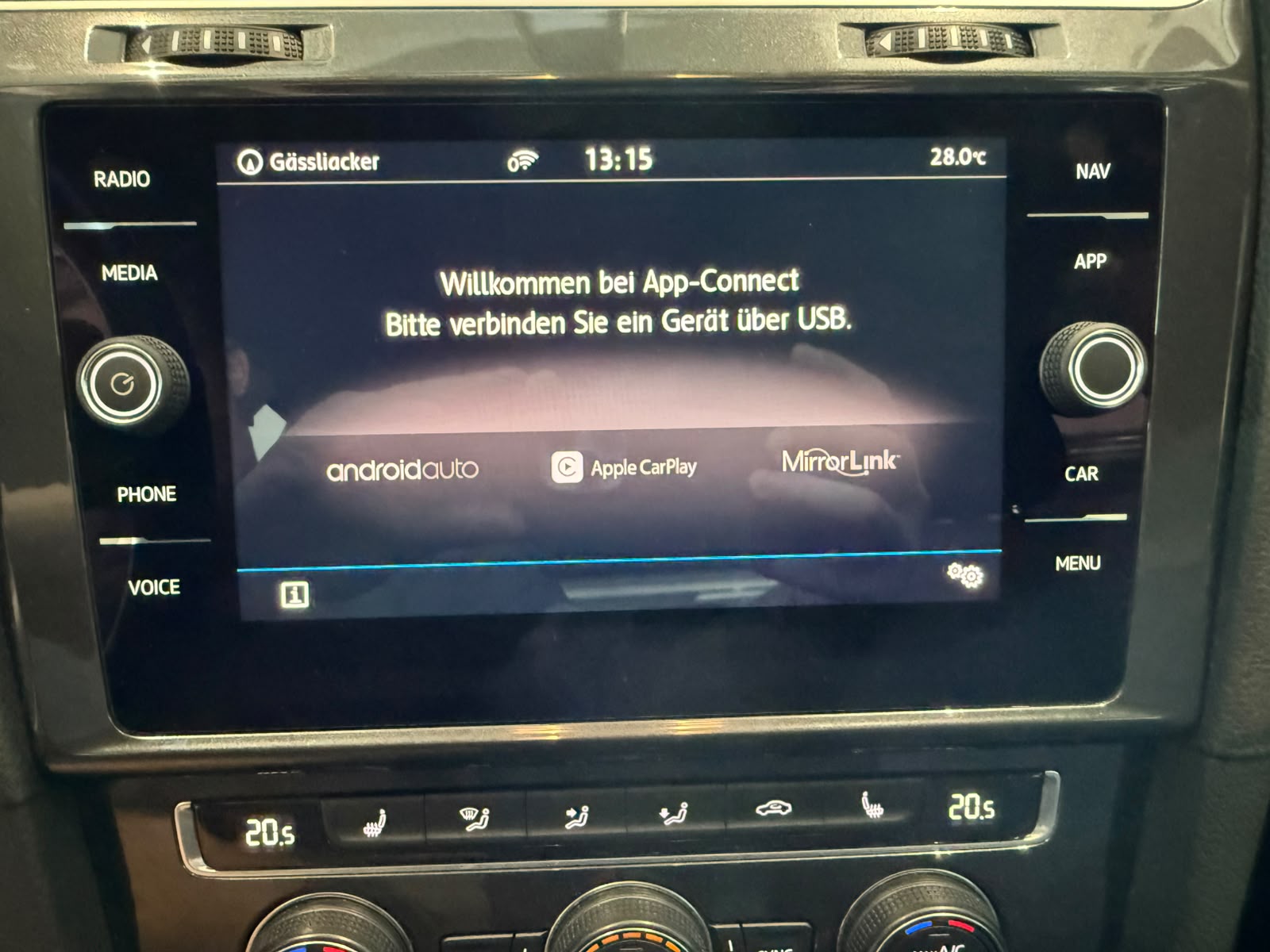 VW Golf 1.0 TSI Comfortline-image-13