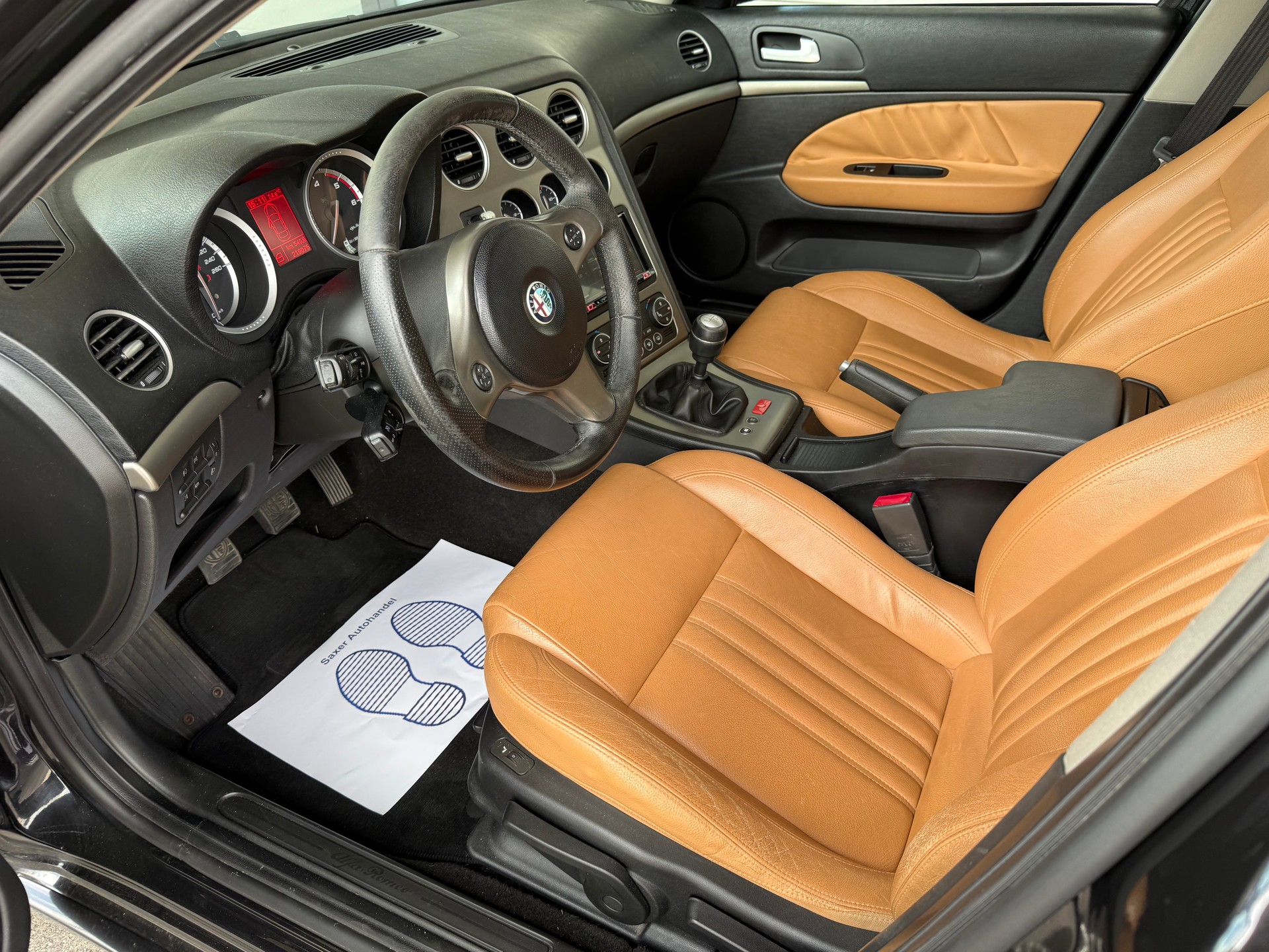 ALFA ROMEO 159 Sportwagon 1.9 JTD Distinctive-image-9