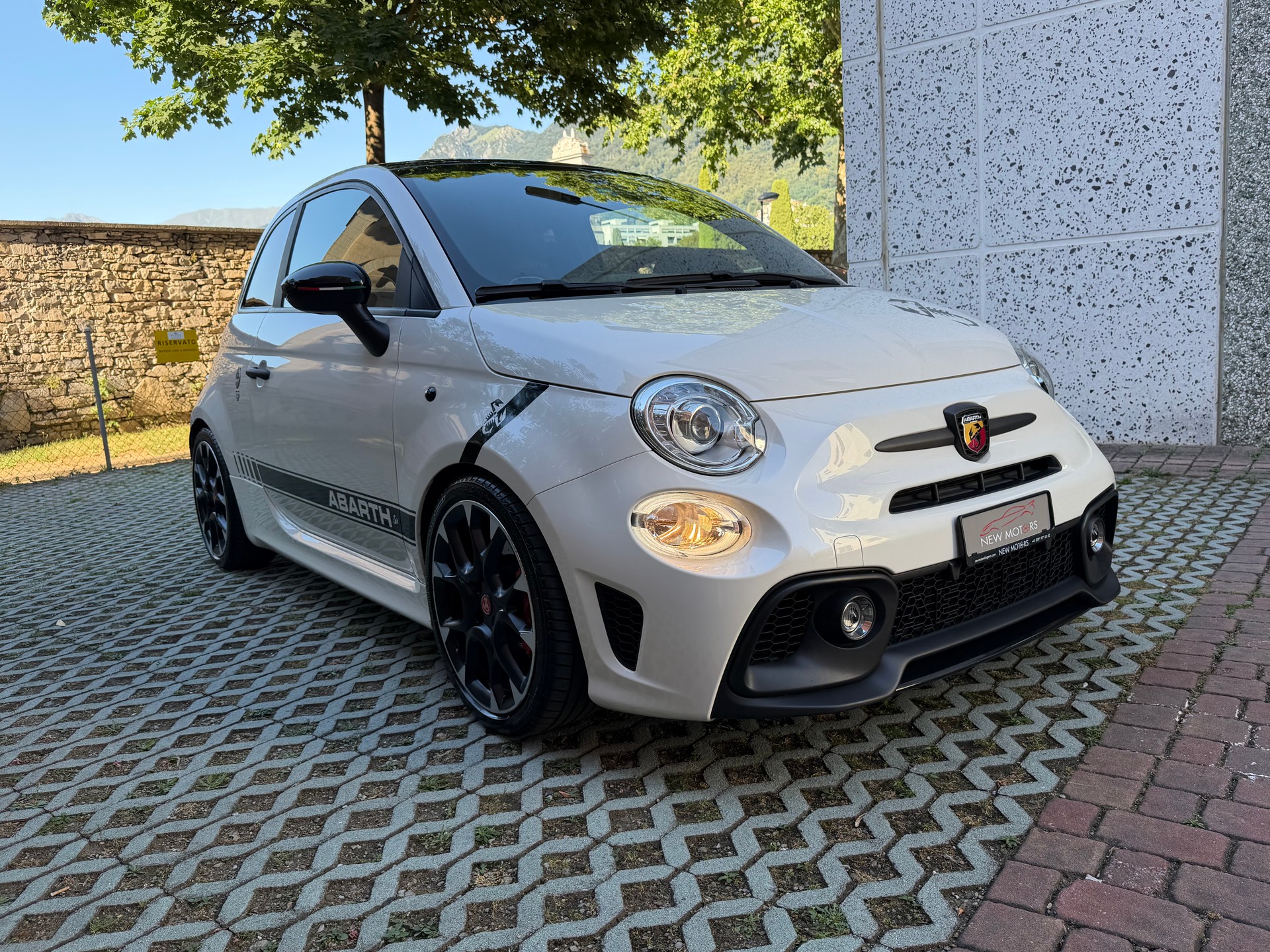 FIAT 595 1.4 16V Turbo Abarth Competizione-image-2