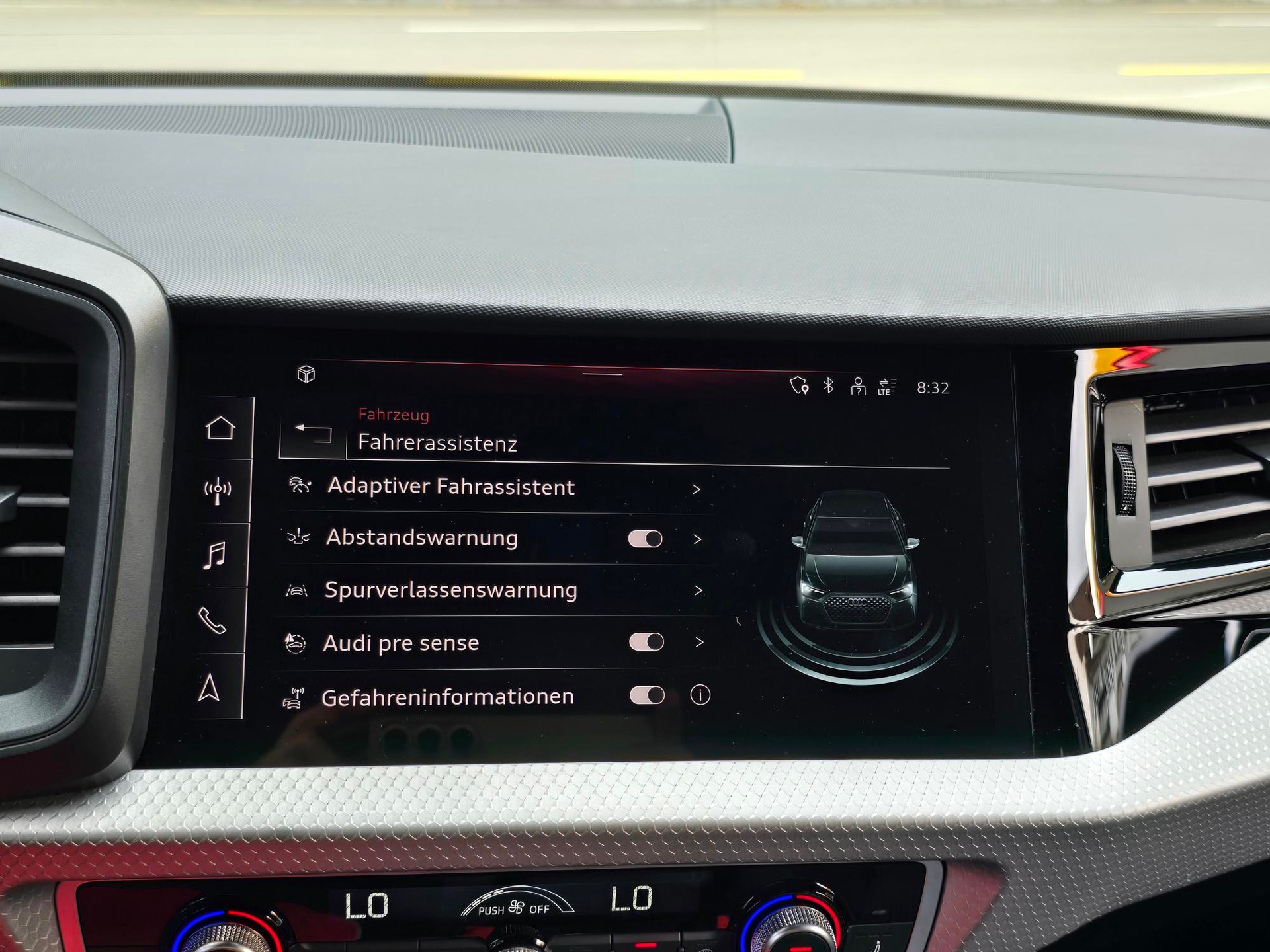 AUDI A1 Sportback 30 TFSI S Line Attraction S-tronic-image-12